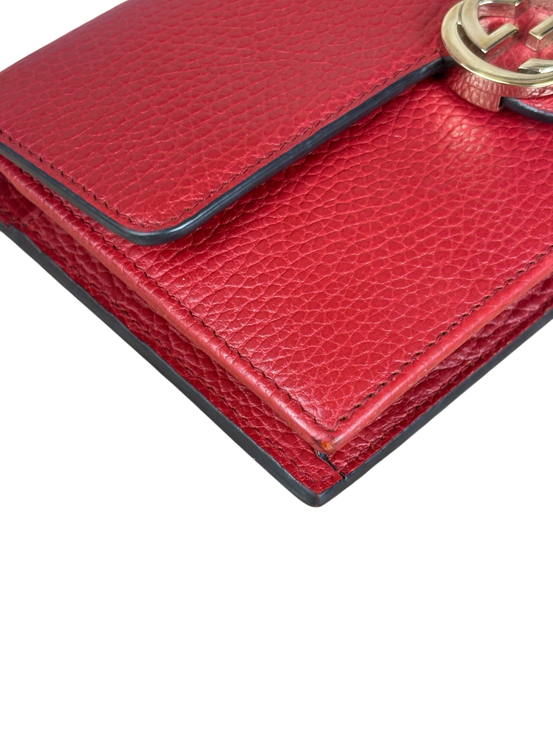 Gucci Red Interlocking G Wallet on Chain