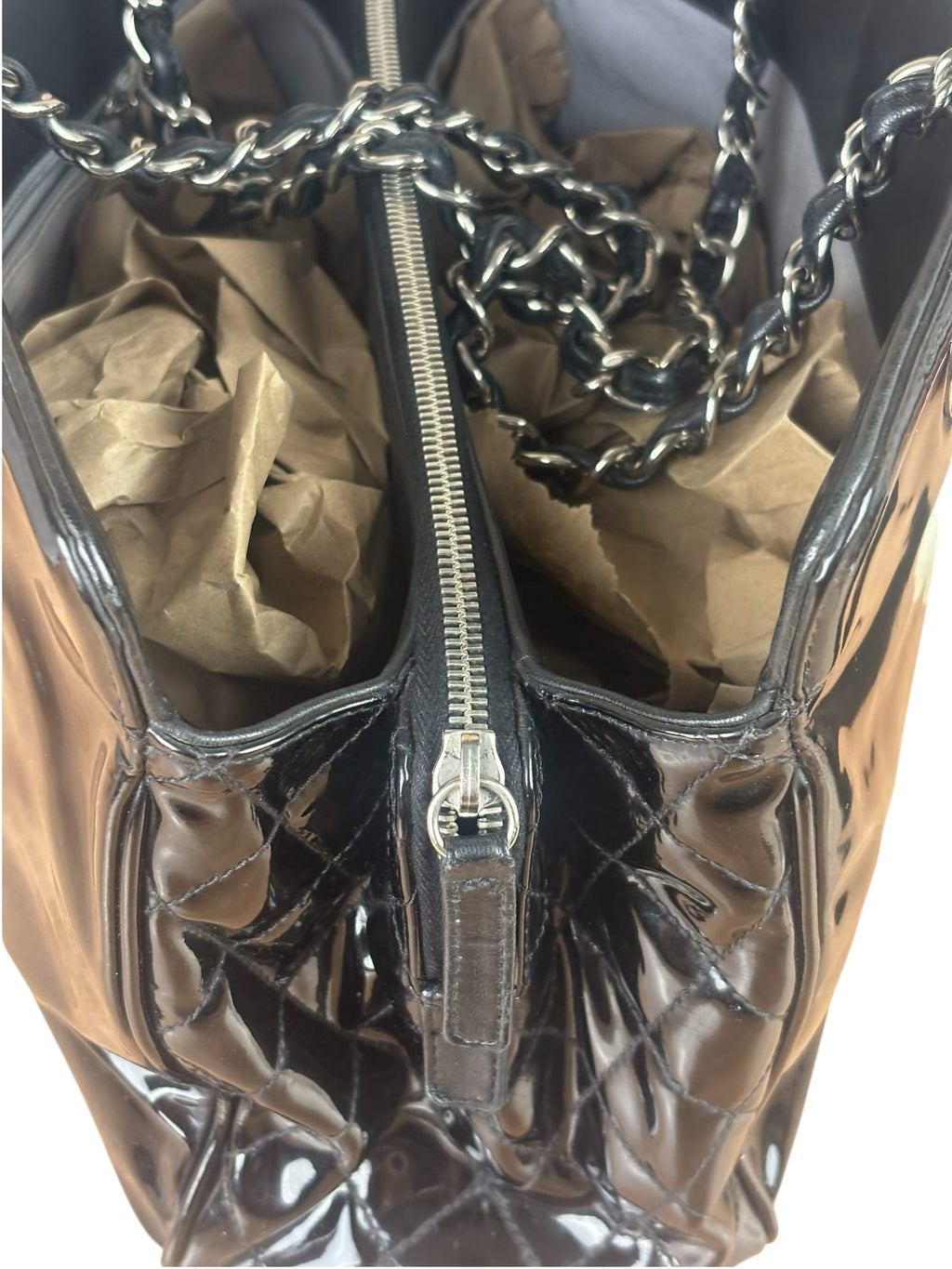 Chanel Black Patent Leather CC Paris -Venice Lipstick Tote 2009