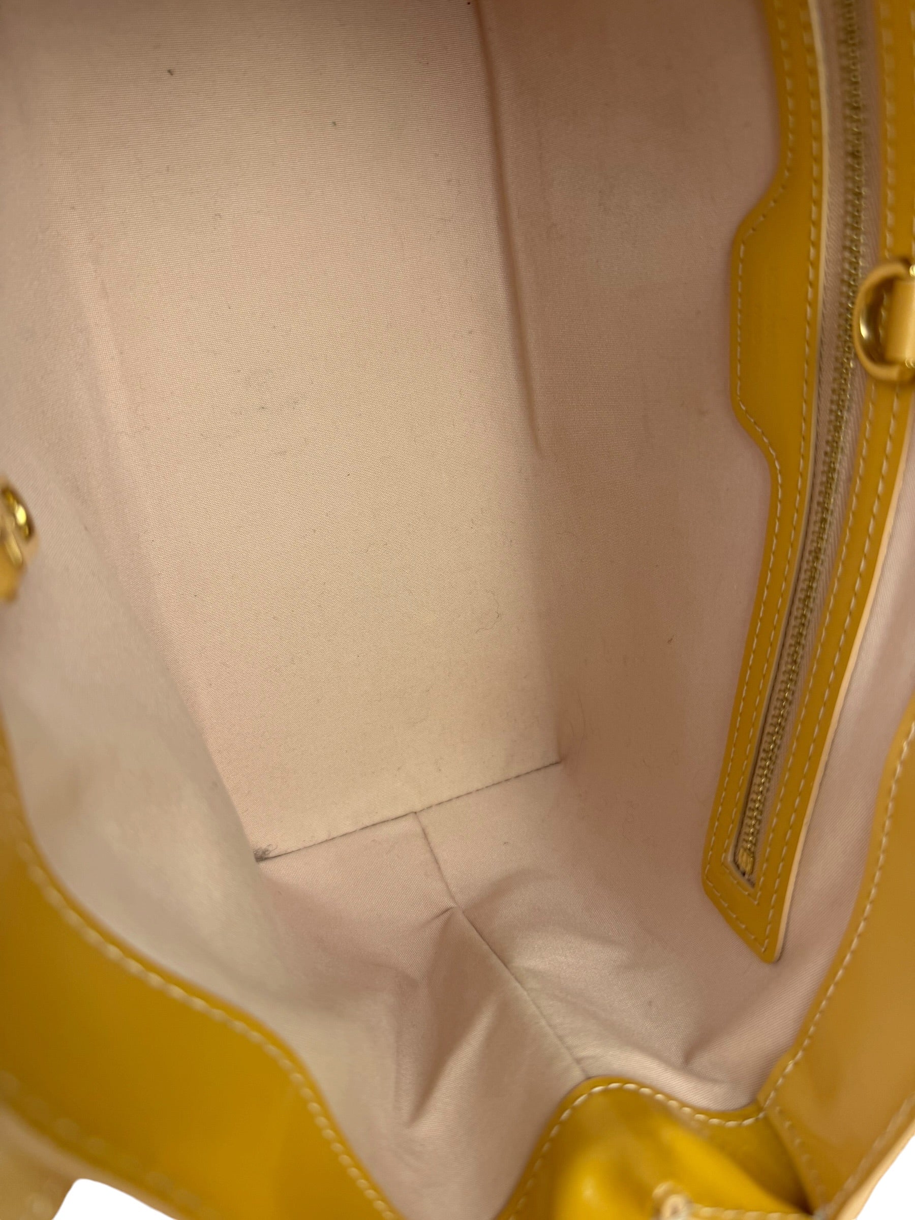Louis Vuitton Monogram Vernis Wilshire PM