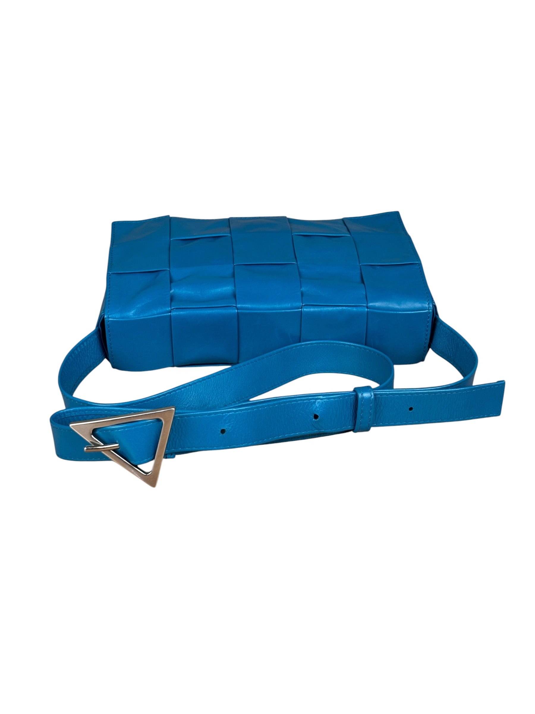 Bottega Veneta Cyan Leather Cassete Bag