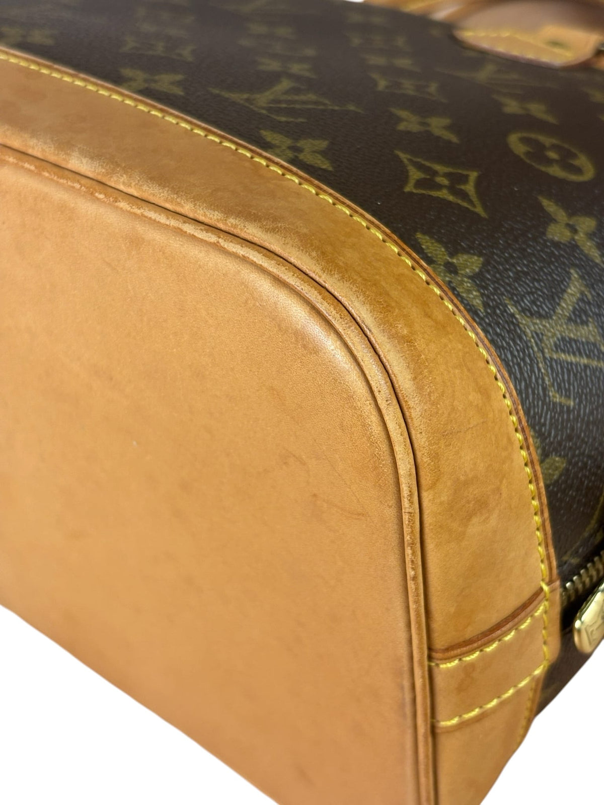Louis Vuitton Monogram Alma MM