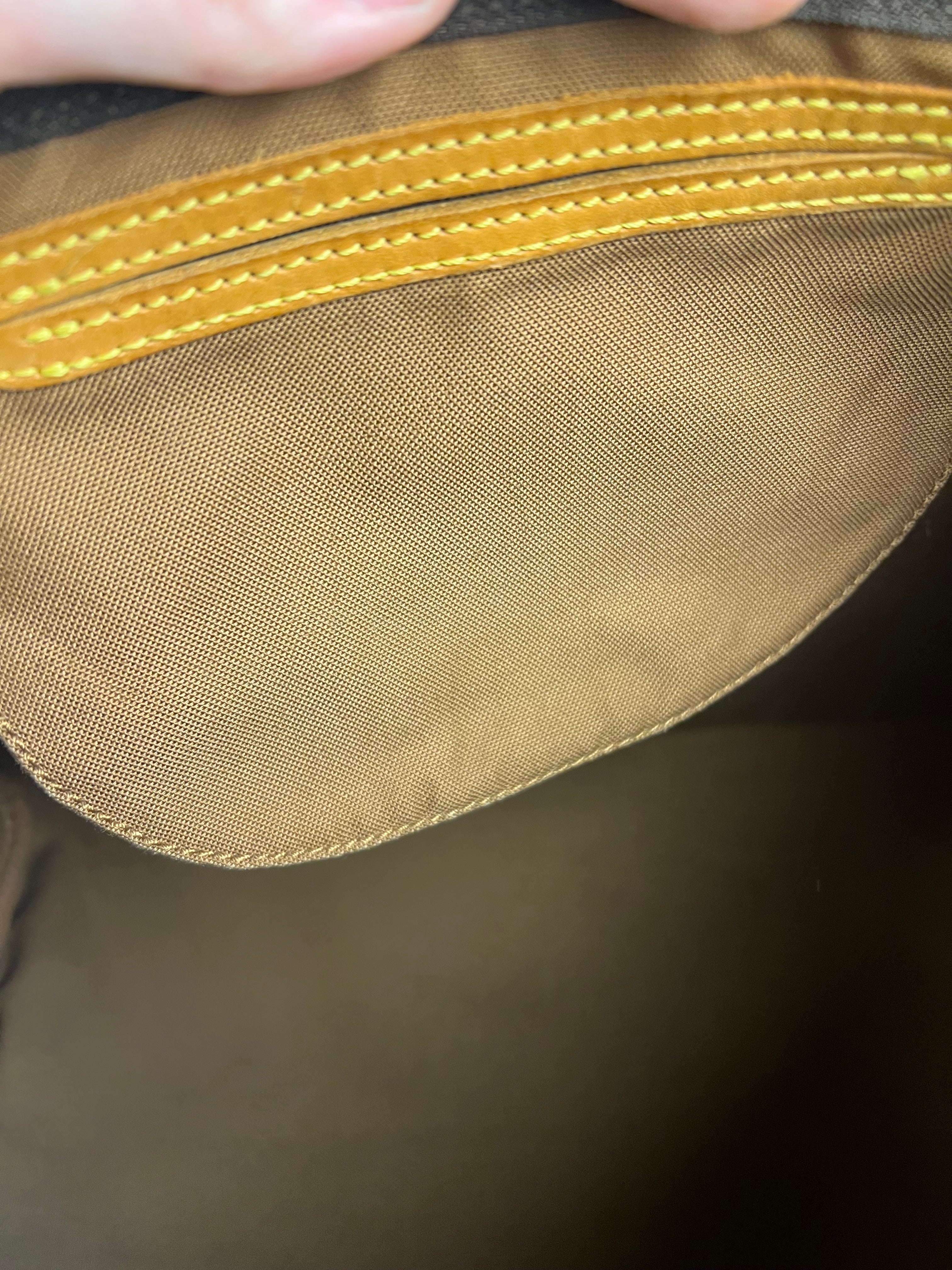 Louis Vuitton Monogram Speedy 35