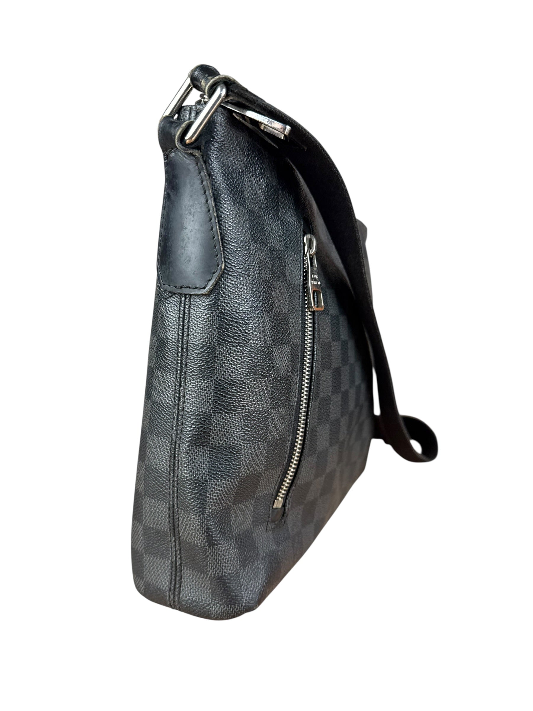 Louis Vuitton Noir Damier Mick Messanger Bag
