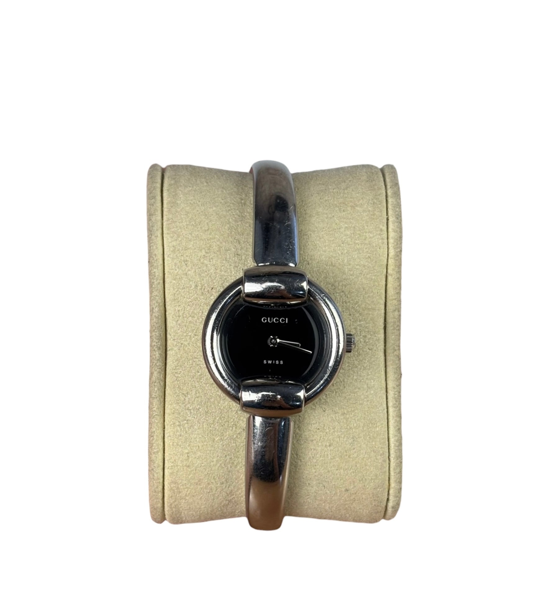 Gucci 1400L Black Dial Bangle Band