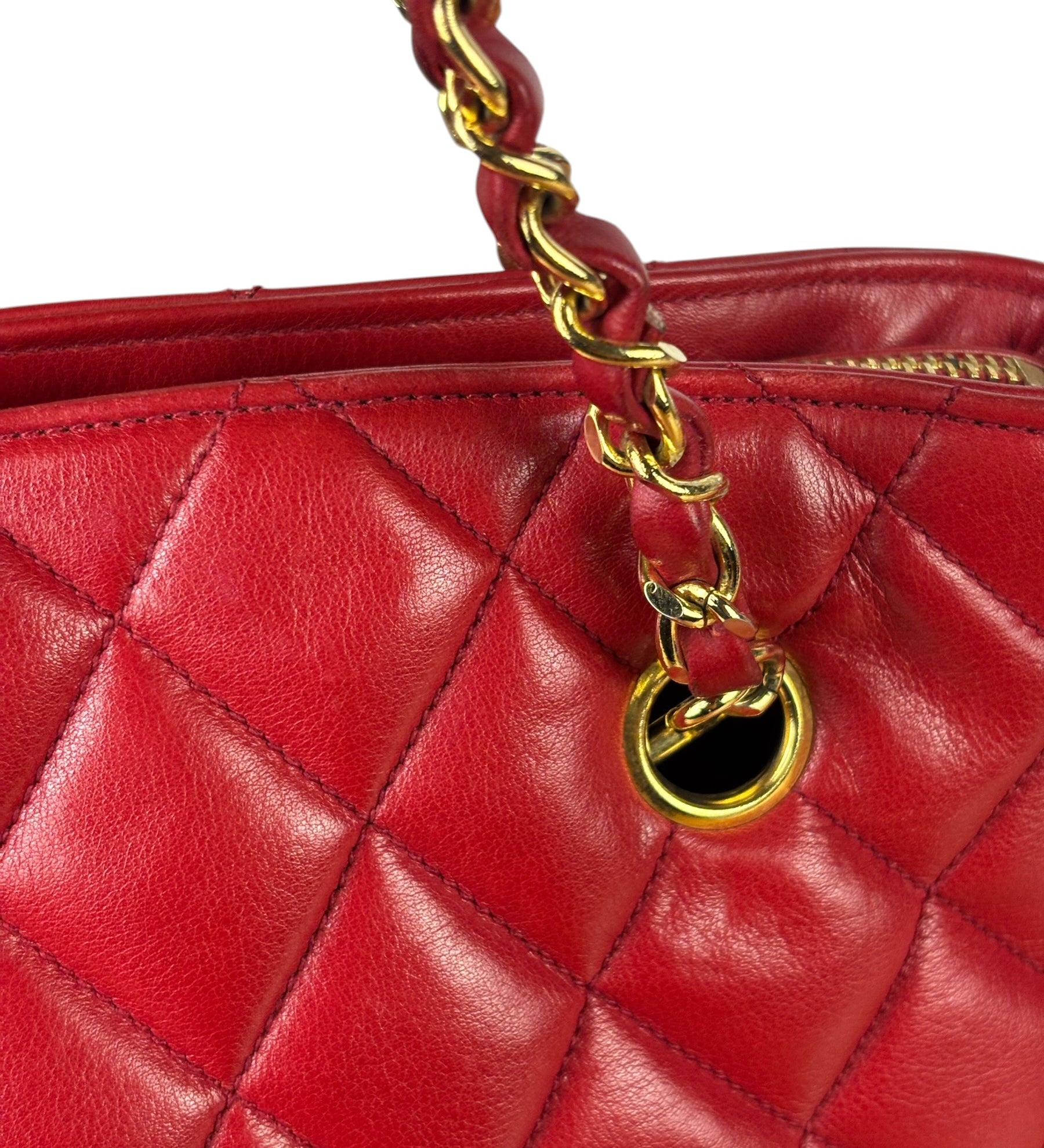 Chanel Vintage Red Quilted Lambskin Shoulder Bag 1989
