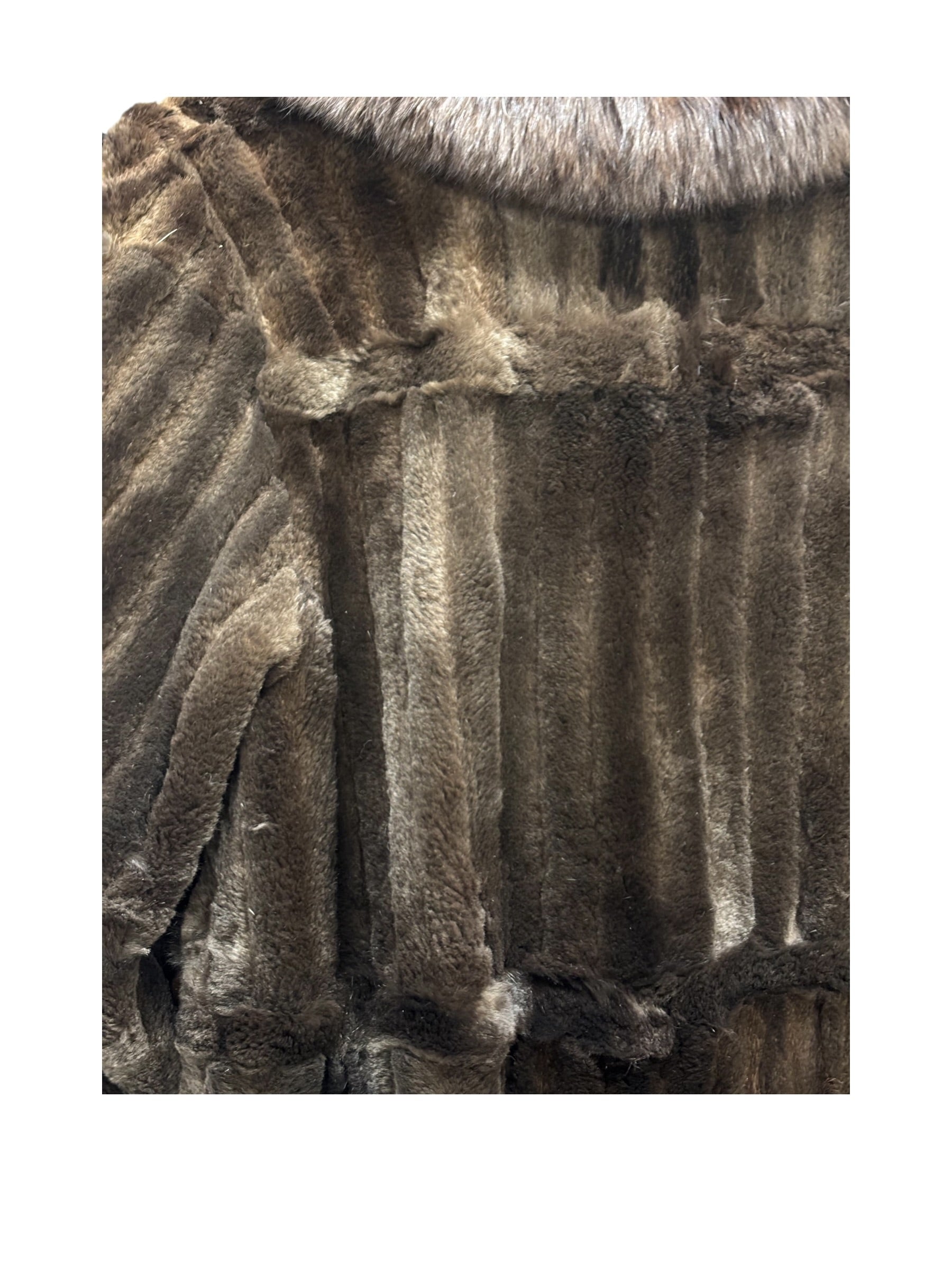 Jfa Nissin Brown Mink Fur Trim Chinchilla Fur Coat
