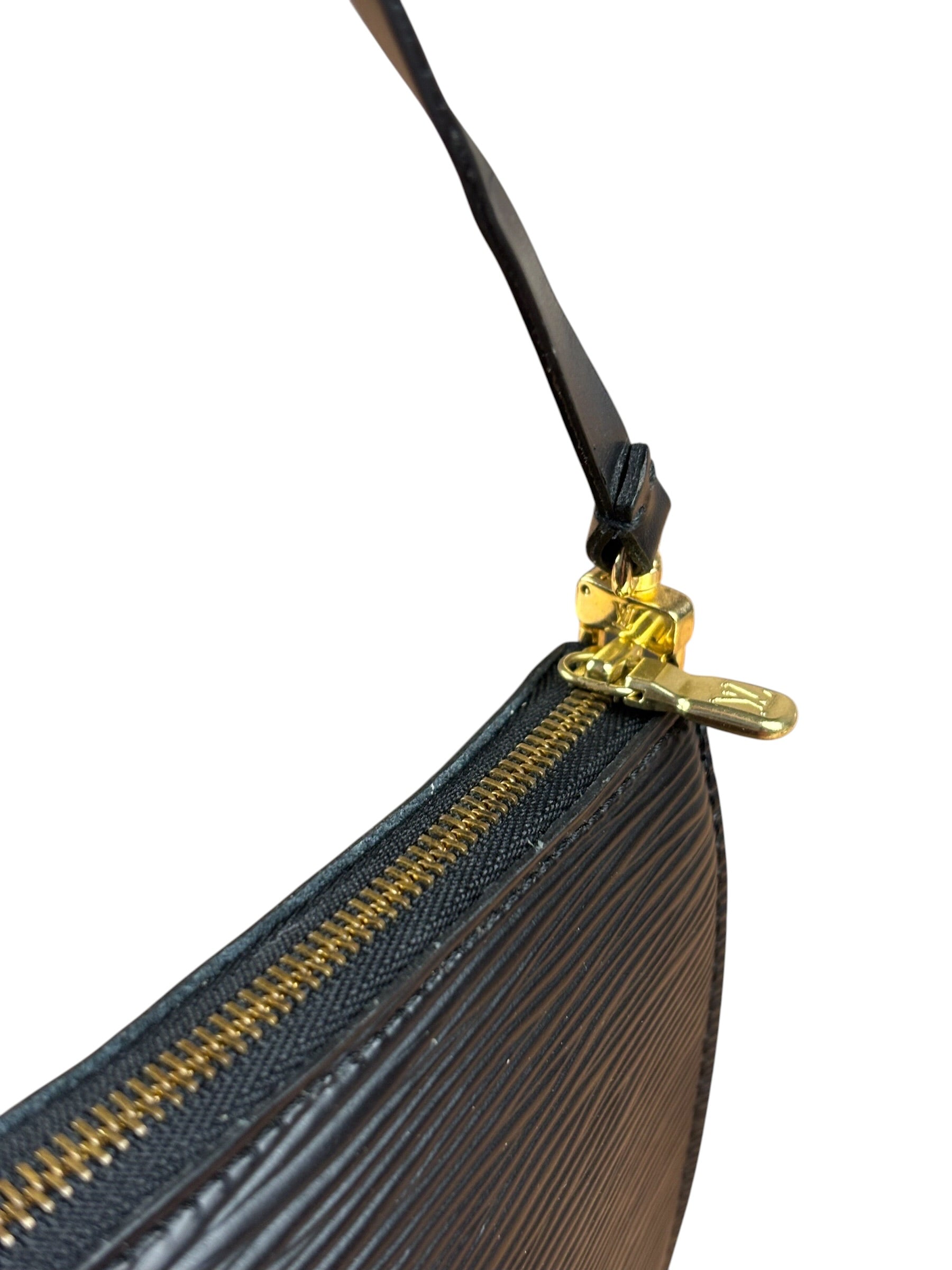 Louis Vuitton Black Epi Pochette
