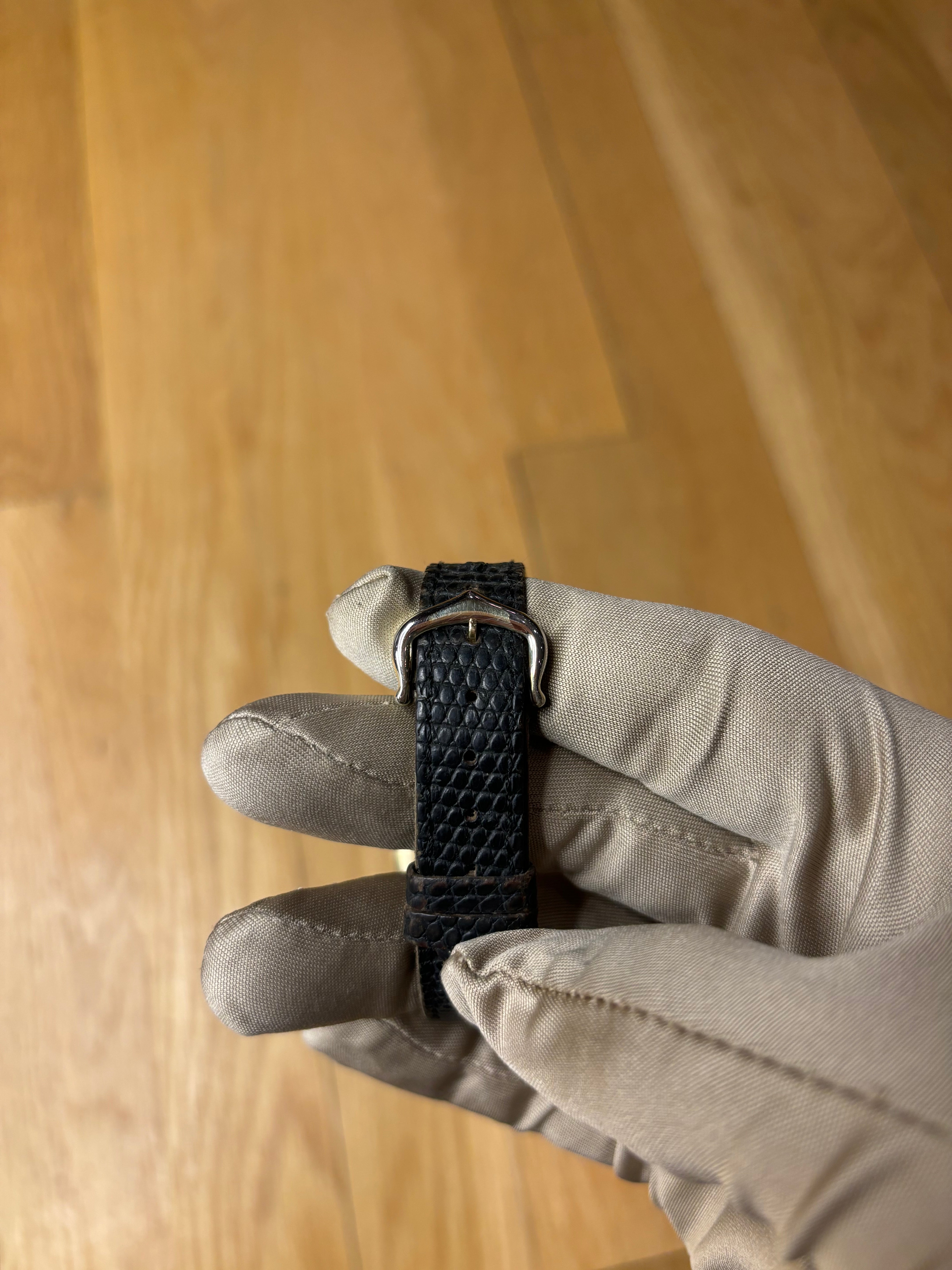 Cartier Must De Black Round Dial