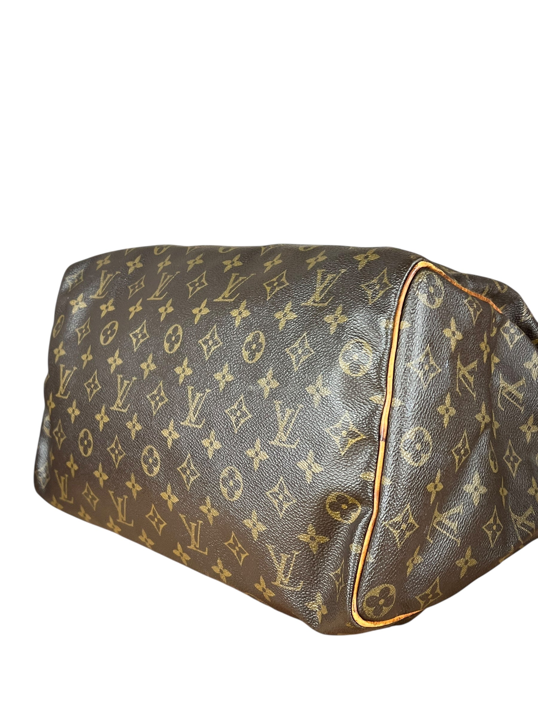Louis Vuitton Monogram Speedy 35