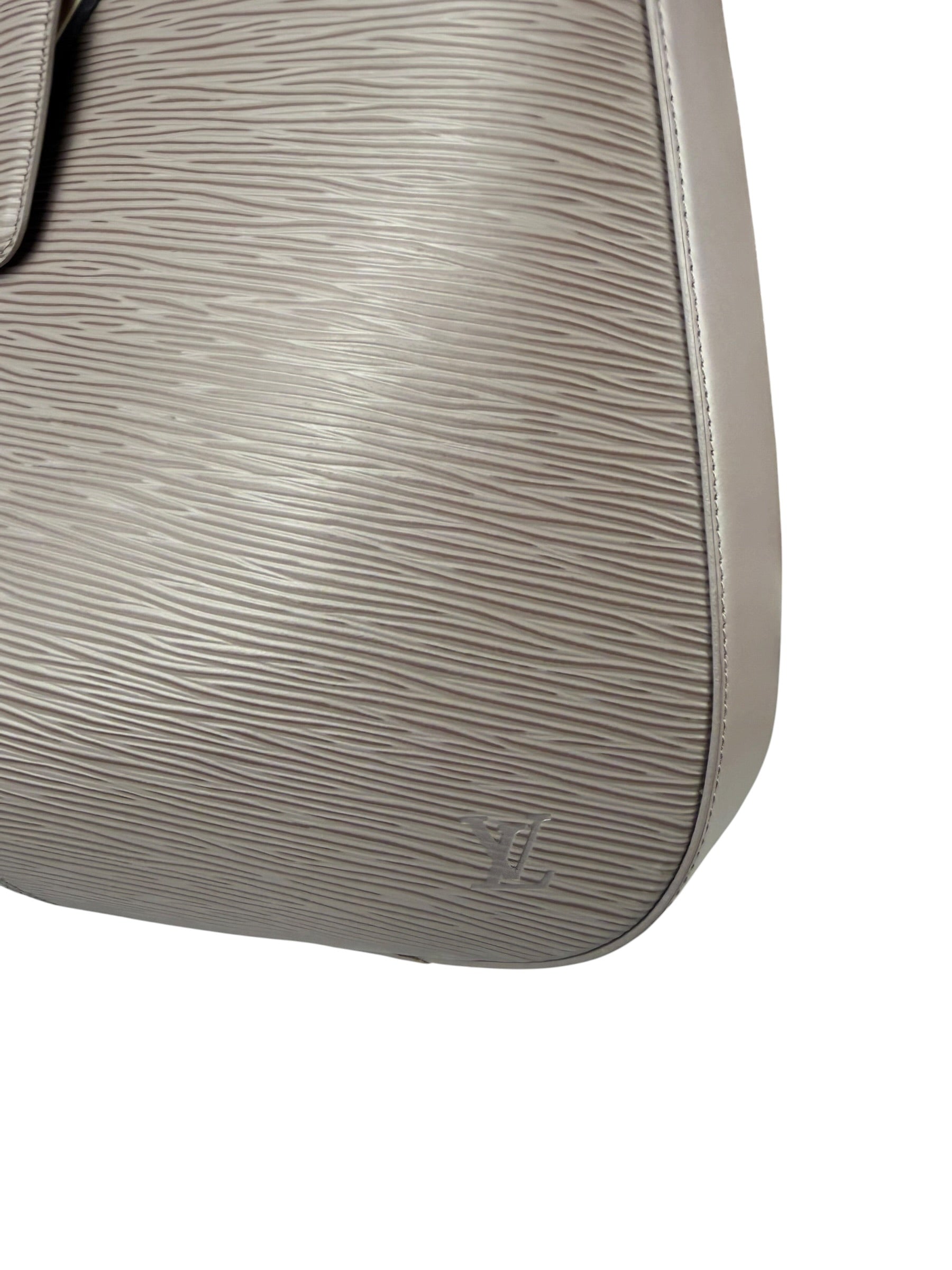 Louis Vuitton Lilac Epi Leather Reverie Hobo Bag
