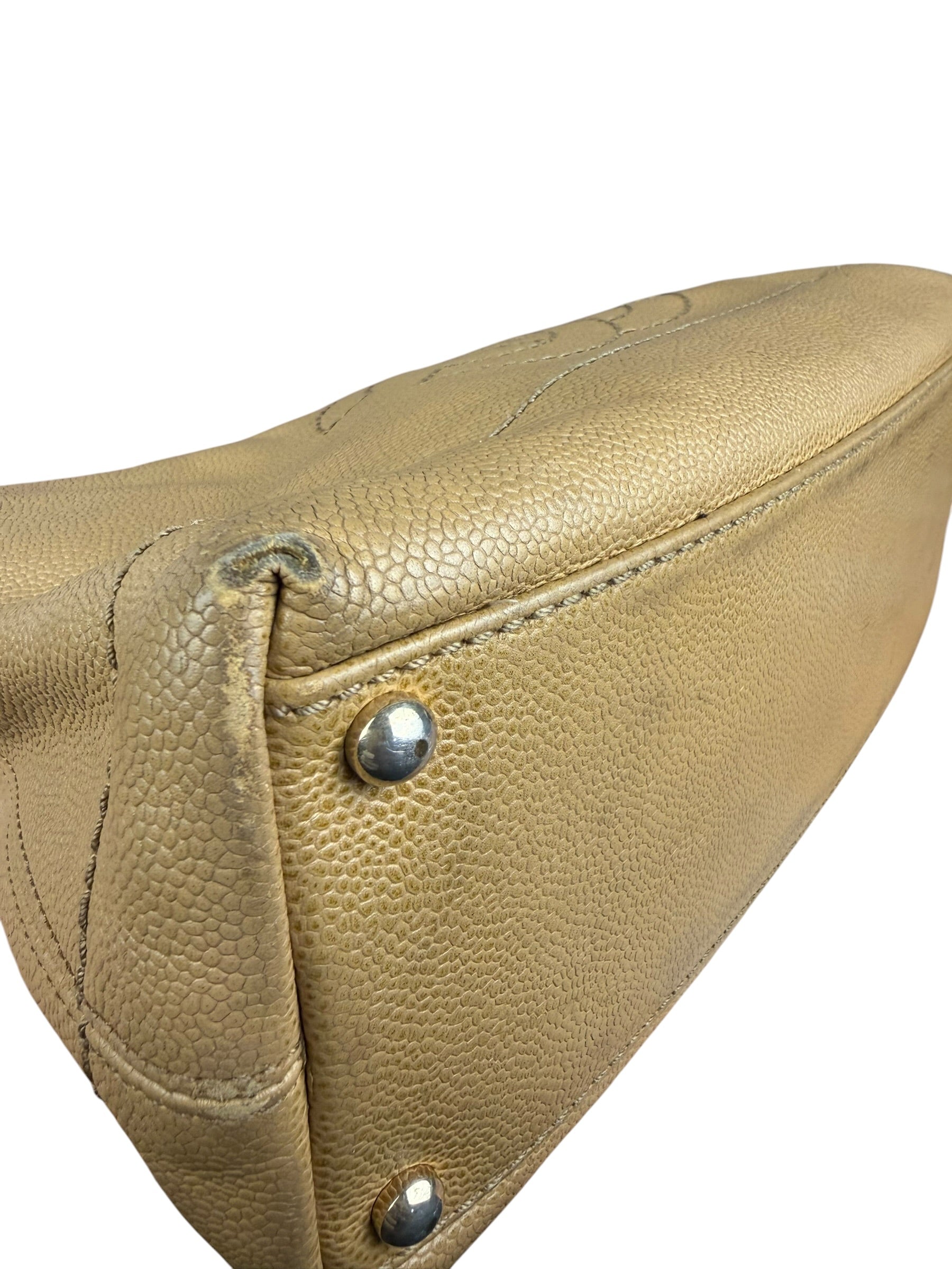 Chanel CC Vintage Beige Leather Caviar Wood Chain Hobo Bag