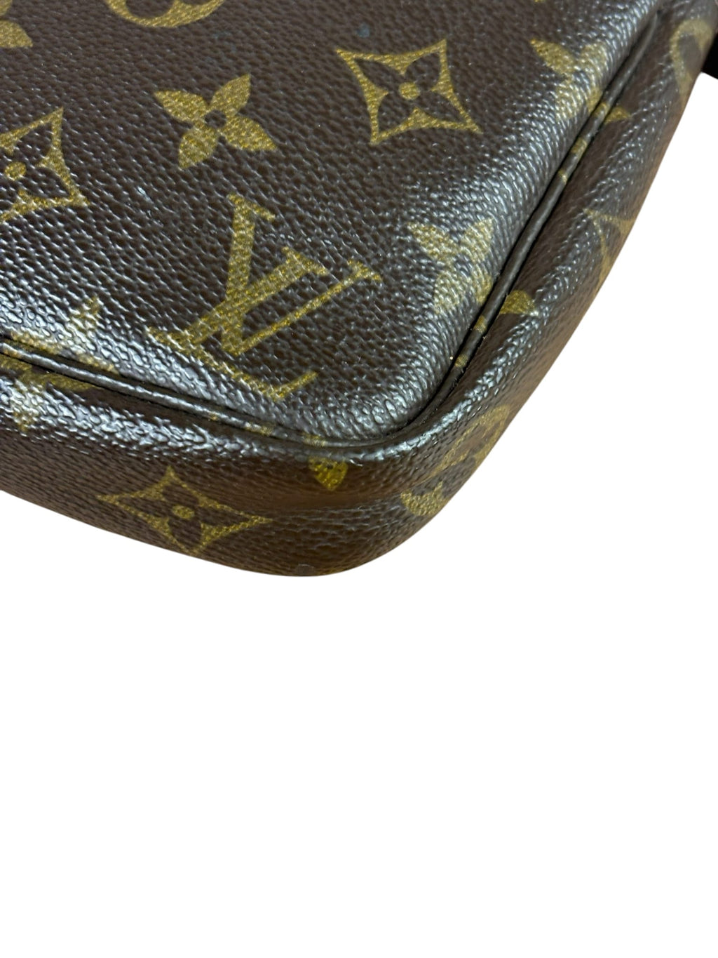 Louis Vuitton Monogram Pochette