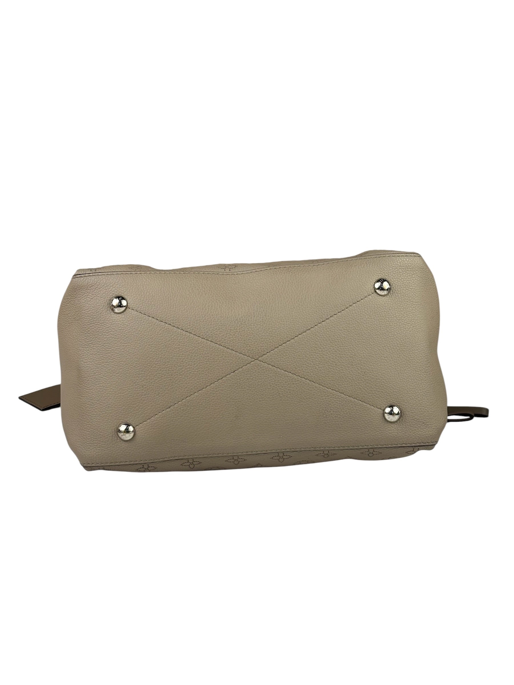 Louis Vuitton Monogram Mahina Hobo MM