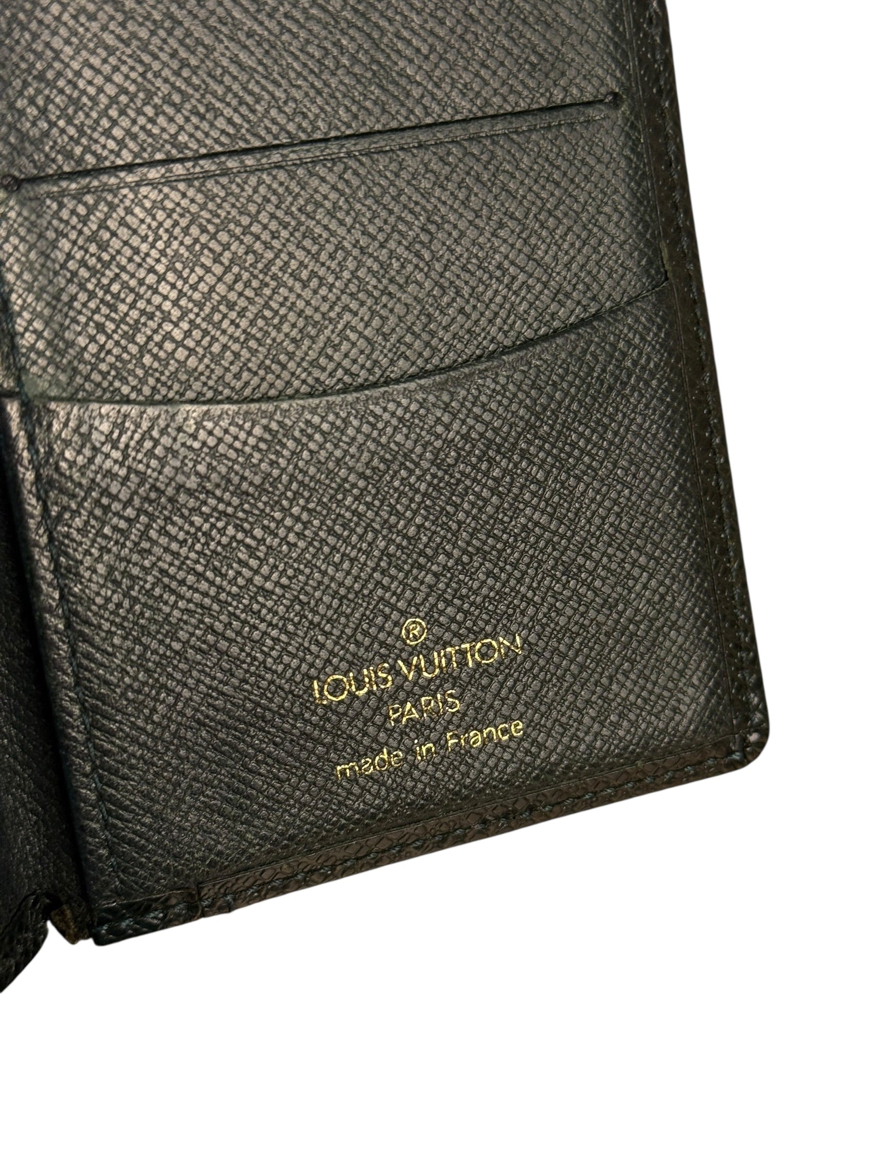 Louis Vuitton Vintage Green Taiga Cardholder