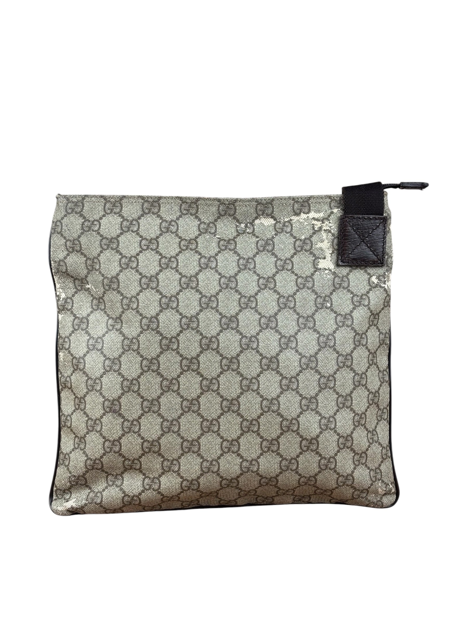 Gucci GG Supreme Canvas Flat Messenger Bag