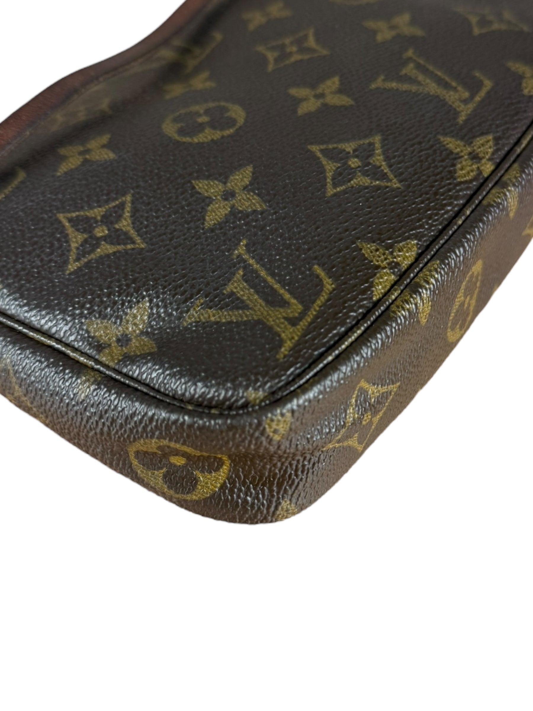 Louis Vuitton Monogram Pochette