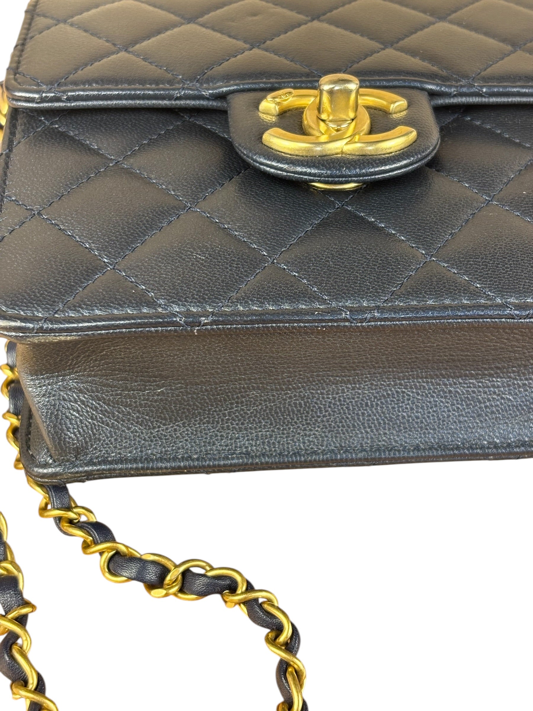 Chanel Chic Pearl Flap Shoulder/Crossbody Bag