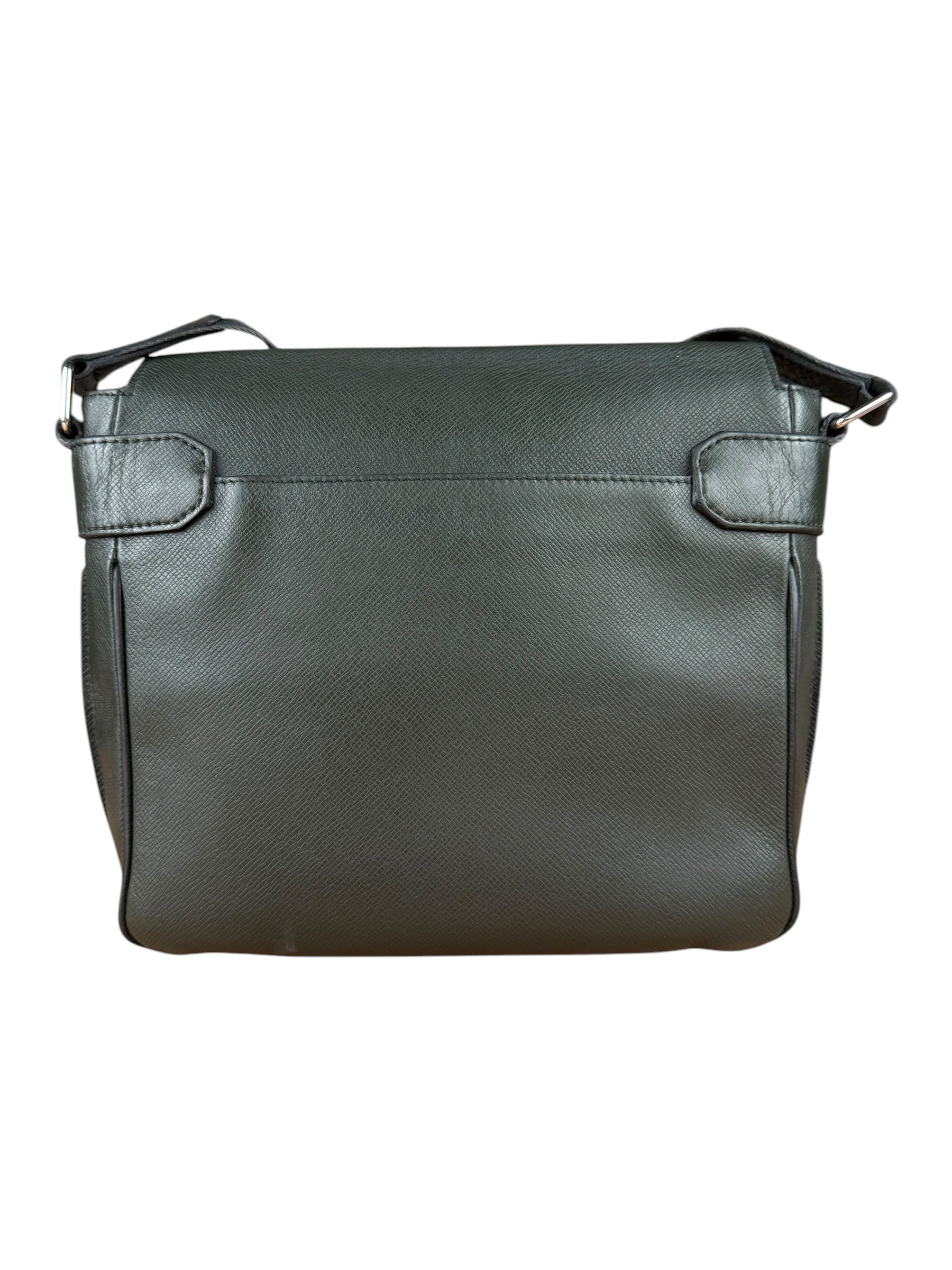 Louis Vuitton Taiga Roman MM Crossbody