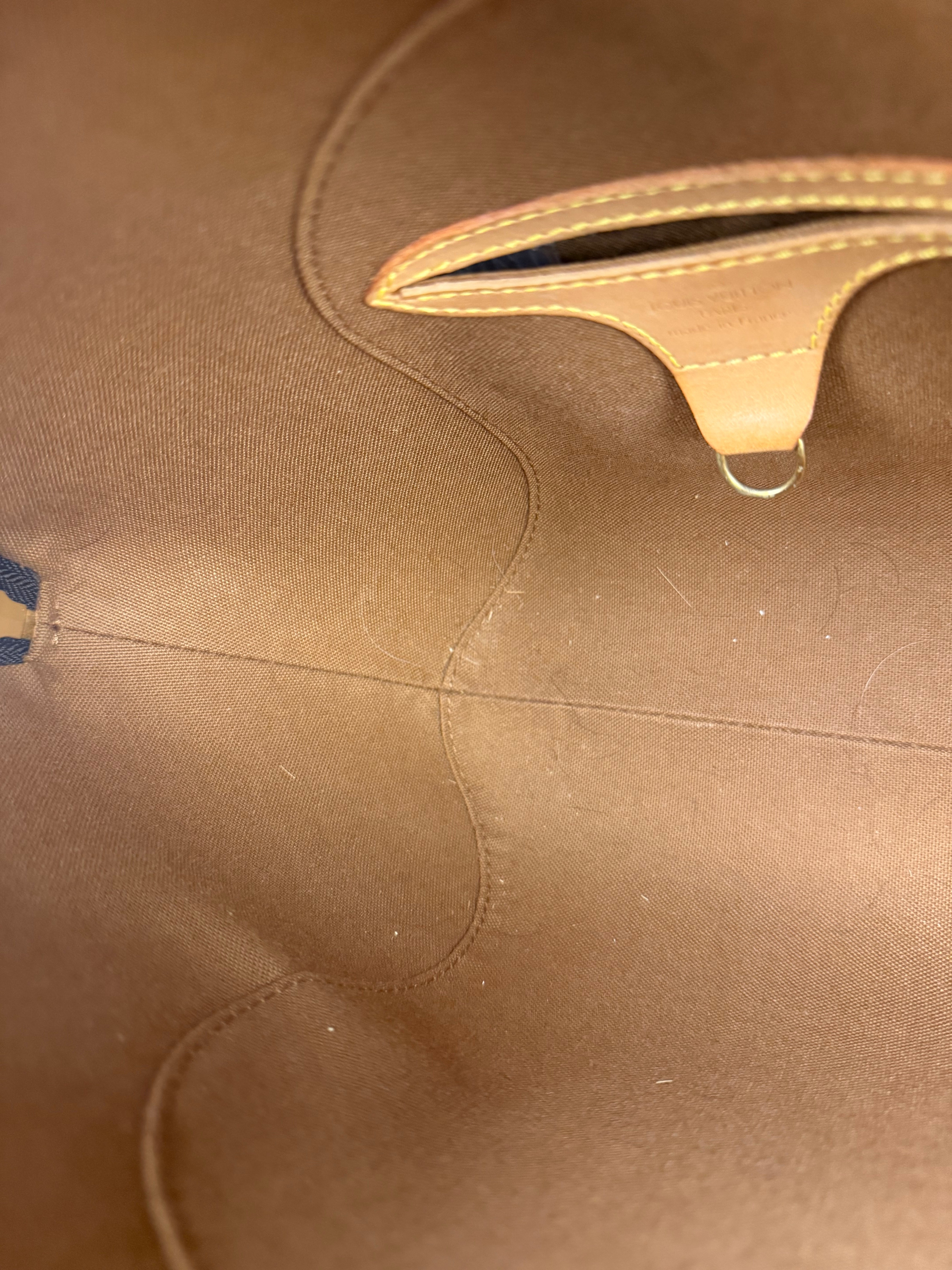 Louis Vuitton Vintage Monogram Ellipse PM Handbag