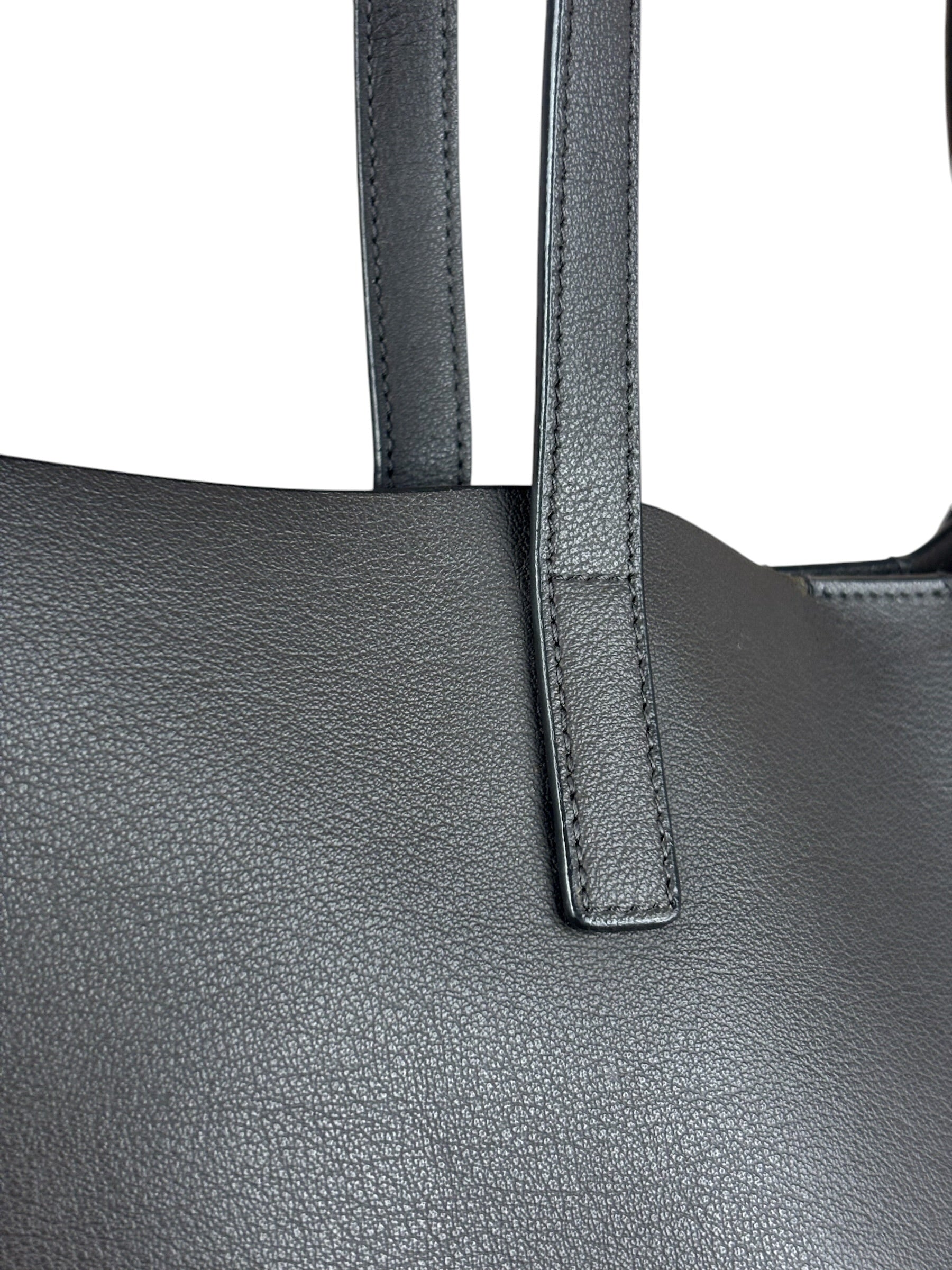 Yves Saint Laurent Leather East-West Shopping Tote Bag