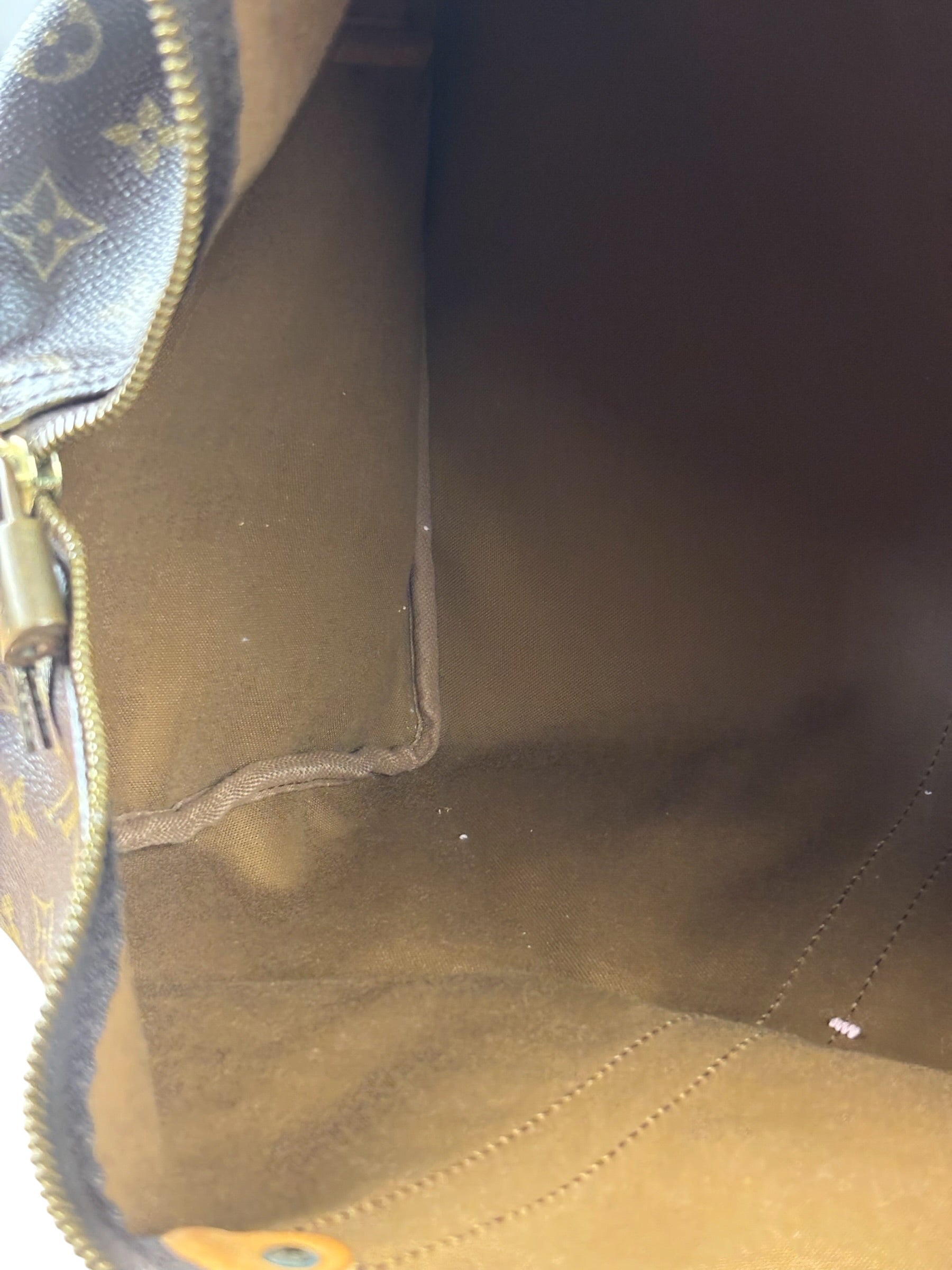 Louis Vuitton Monogram Keepall 50