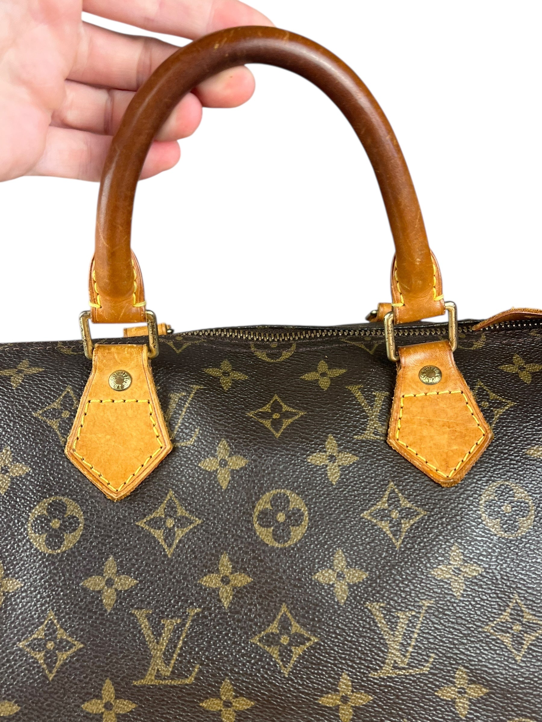 Louis Vuitton Monogram Speedy 35