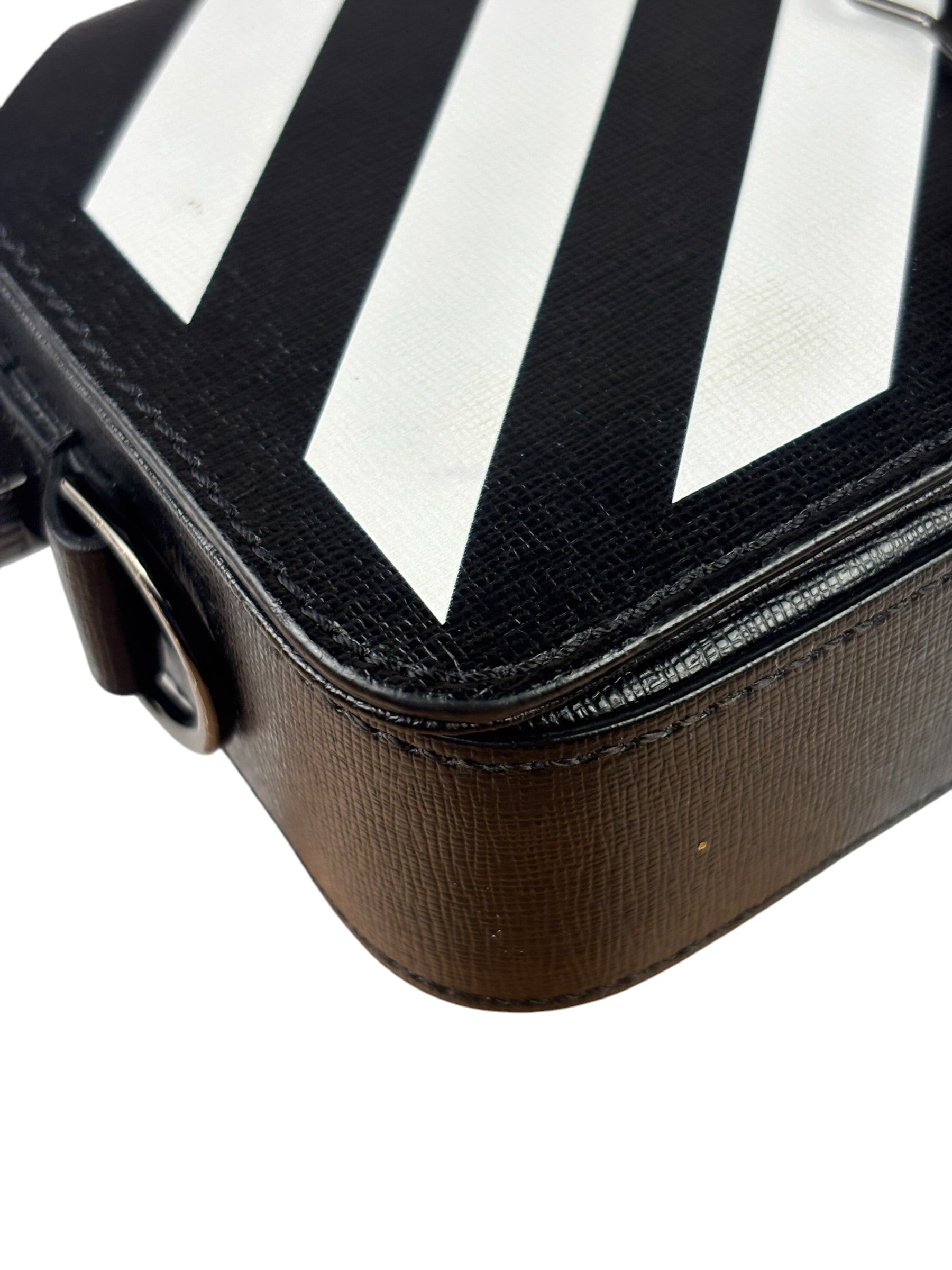 Off-White Black/White Leather Binder Clip Crossbody Bag