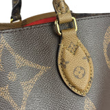 Louis Vuitton Monogram OnTheGo MM