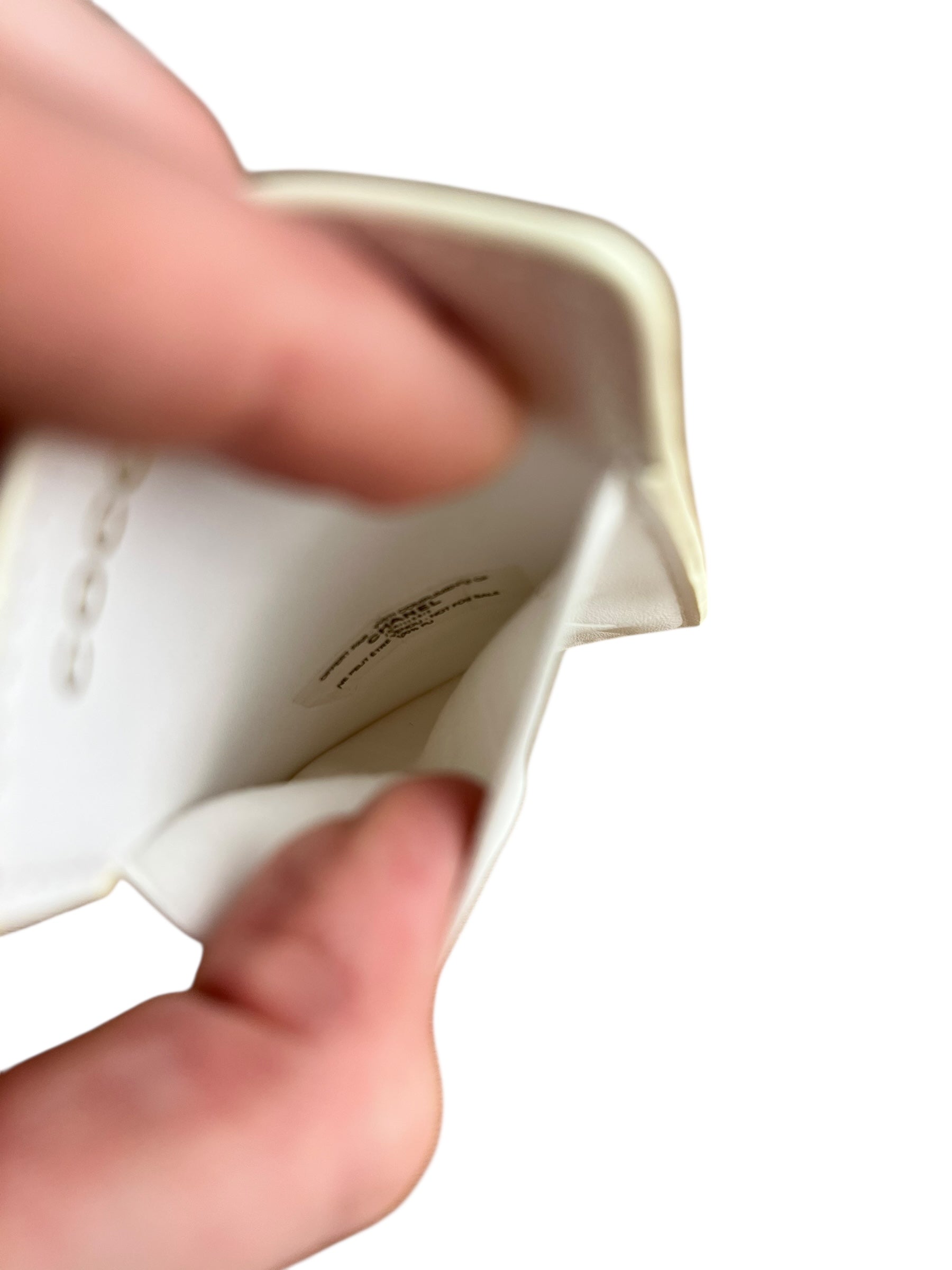 Chanel Beauty Coco Crush White Card Slip