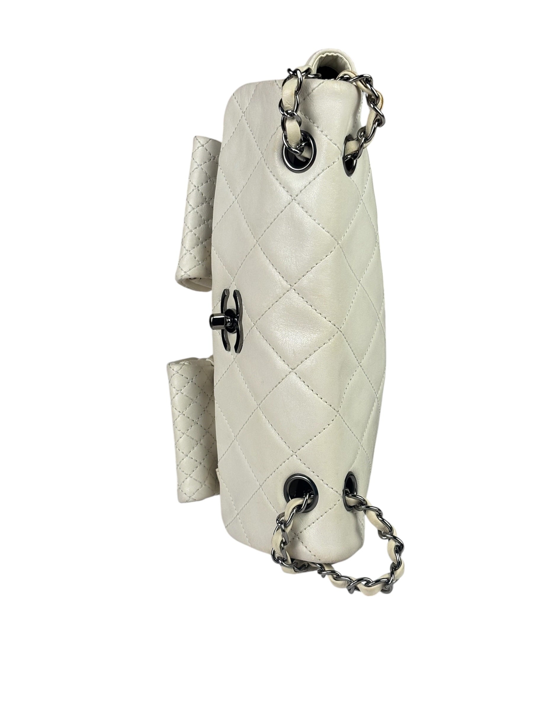 Chanel White Quilted Leather Multi-pocket Flap Bag 2007