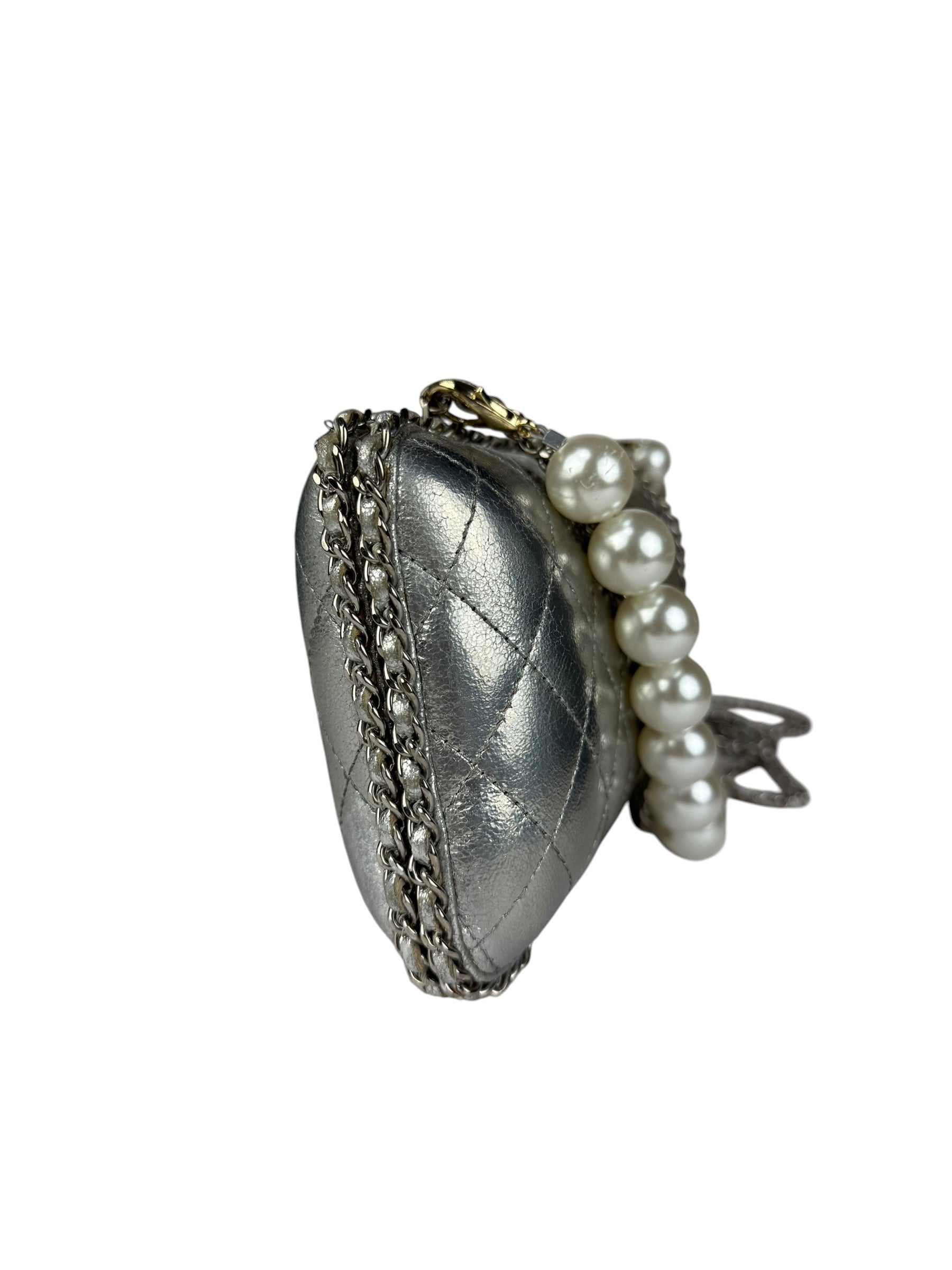 Chanel Metallic Silver Quilted Chain Around Clutch Shoulder Bag 2011