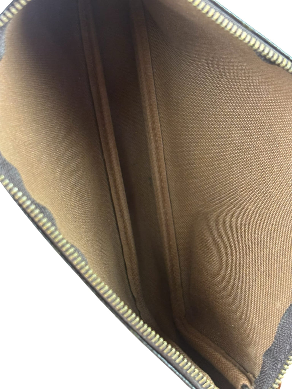Louis Vuitton Monogram Pochette