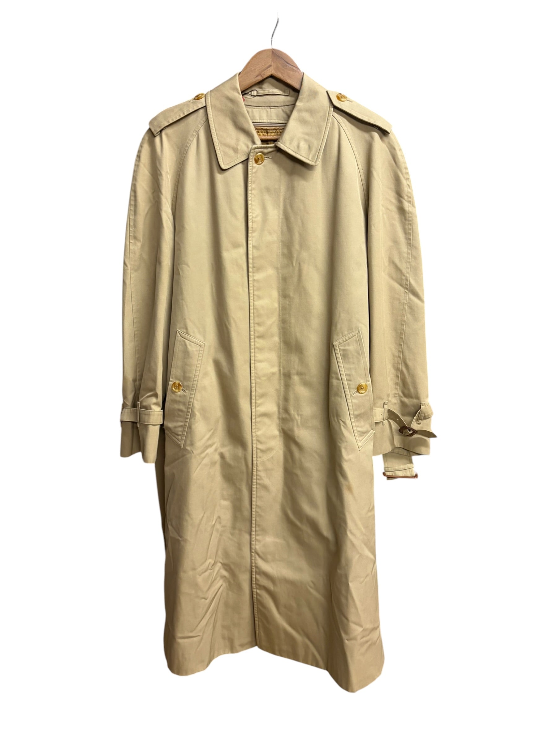 Burberry Khakhi Trench Coat