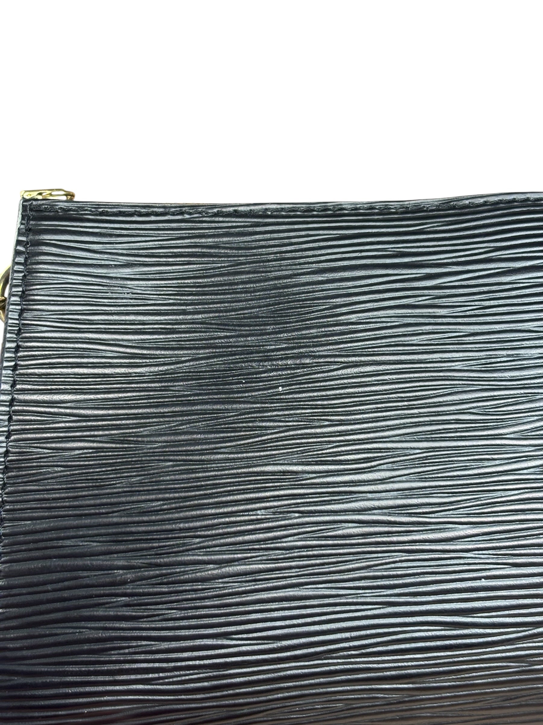 Louis Vuitton Black Epi Pochette