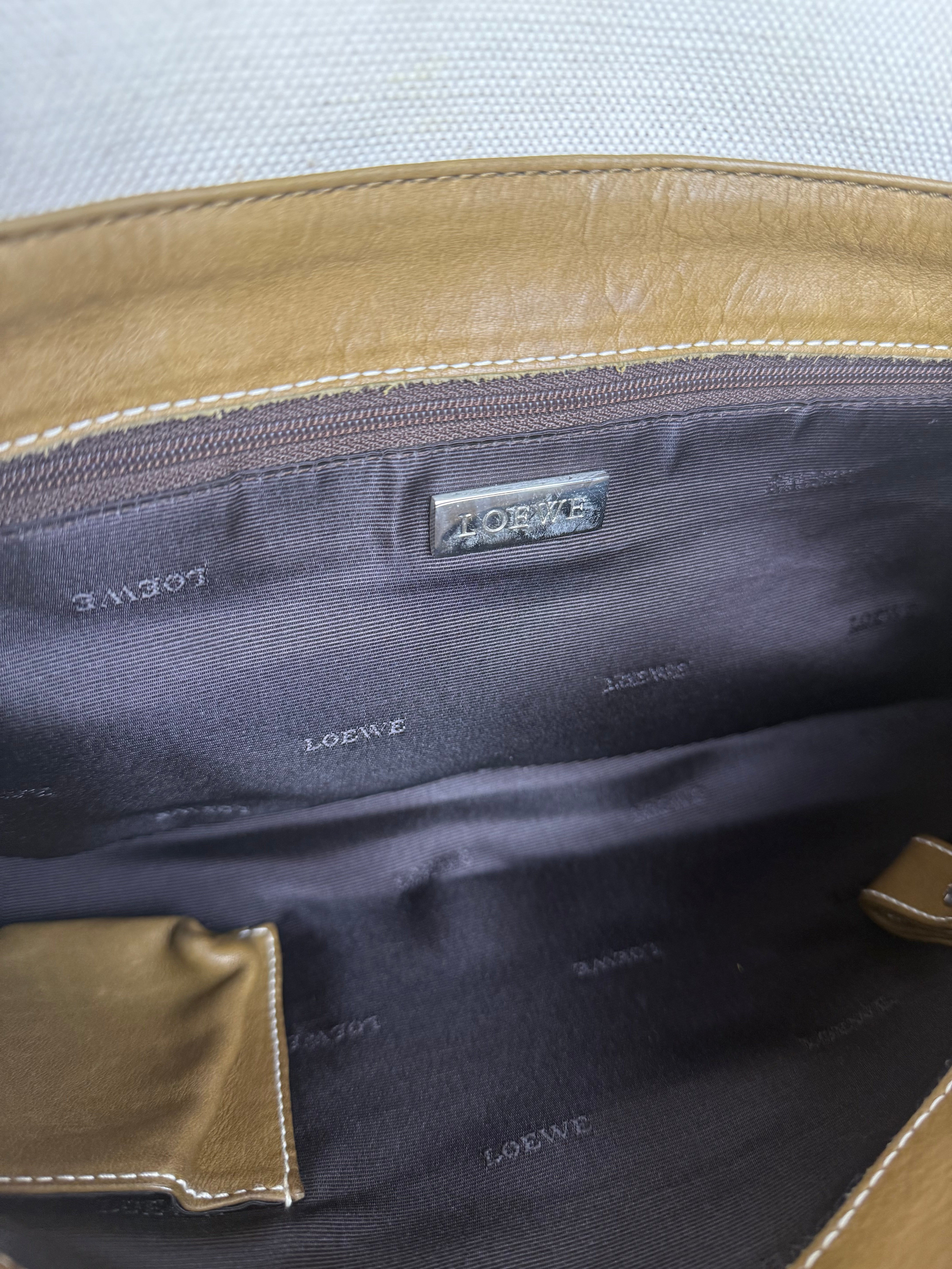 Loewe Tan & Cream Shoulder Bag