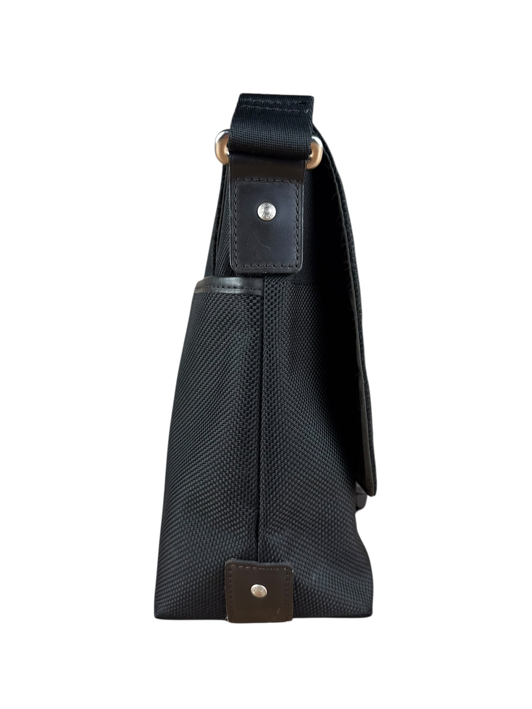 Louis Vuitton Black Damier Geant Flap Messenger