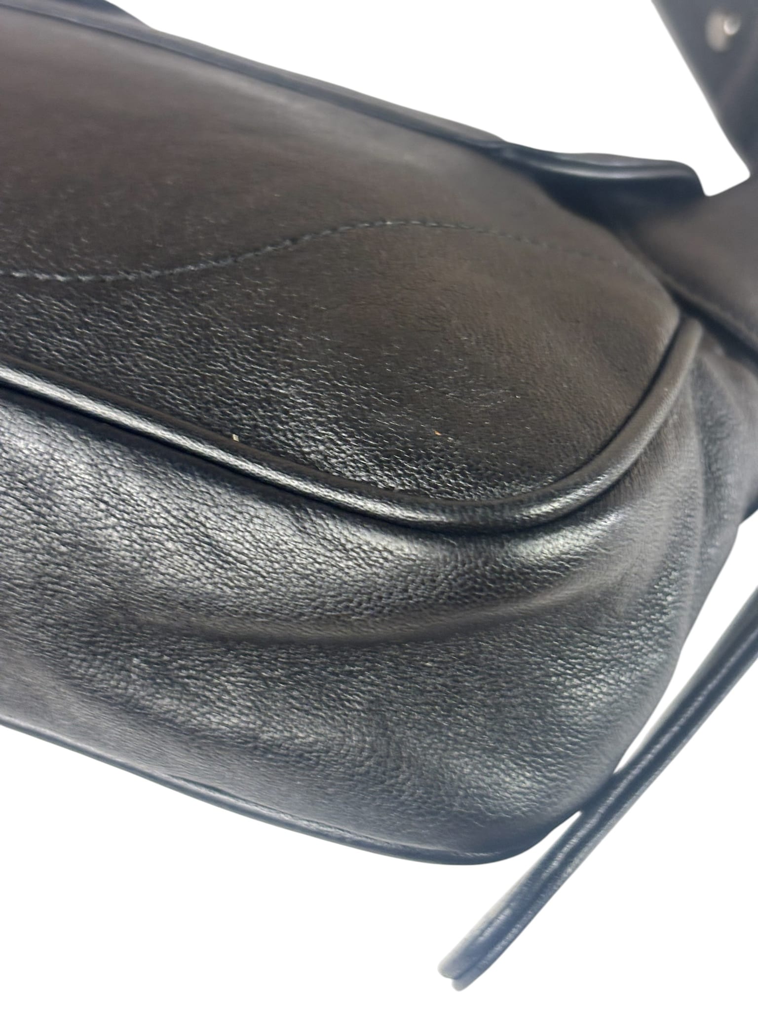 Gucci Black Leather Aphrodite GG Emblem Flap Bag