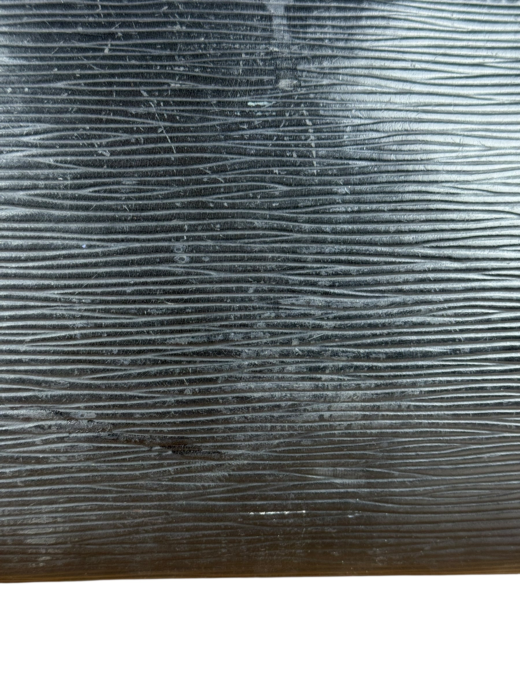 Louis Vuitton Black Epi Pochette