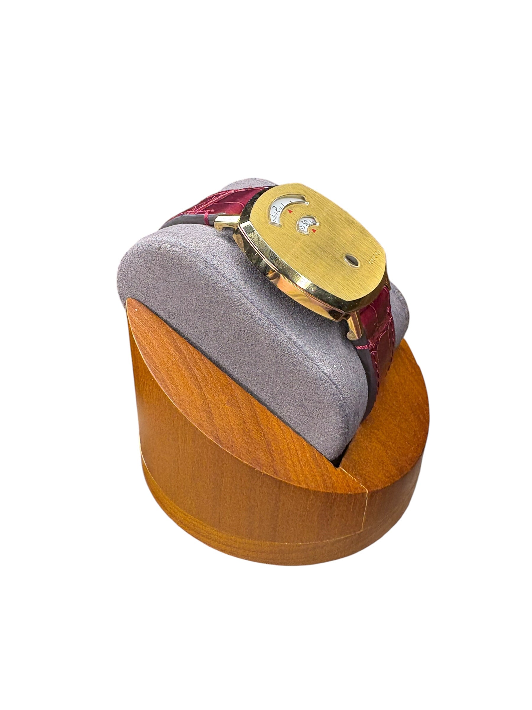 Gucci 157.3 Grip Leather Strap