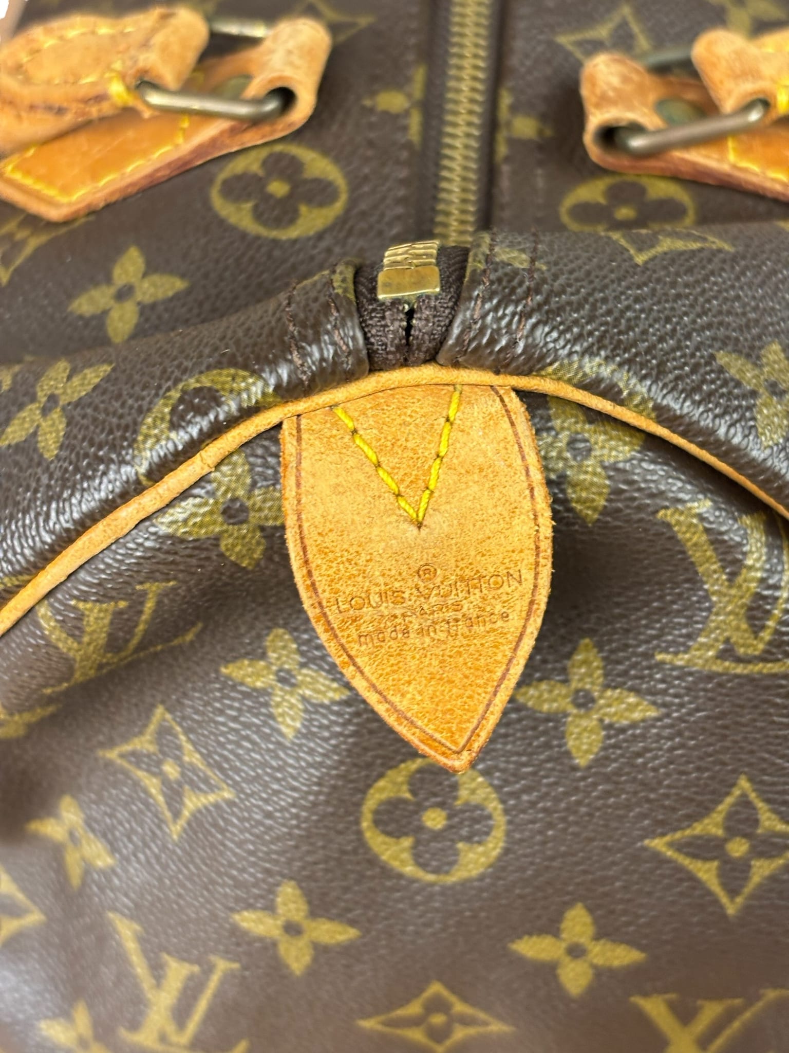 Louis Vuitton Monogram Speedy 30