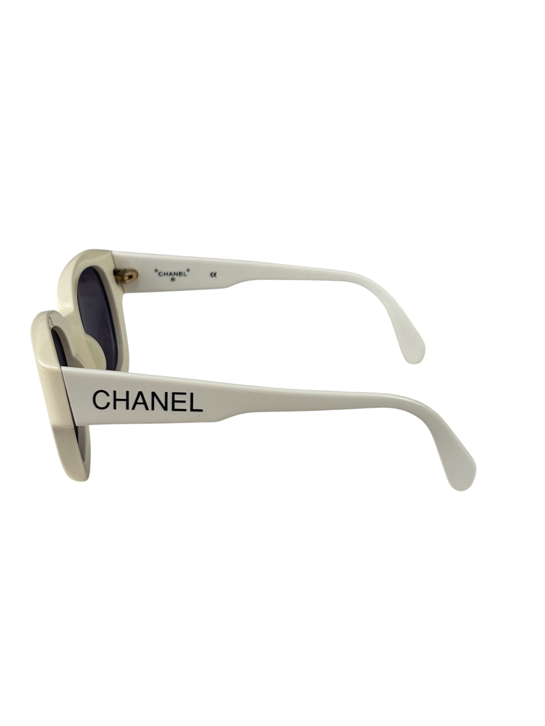 Chanel White Acetate Sunglasses 05247 10601