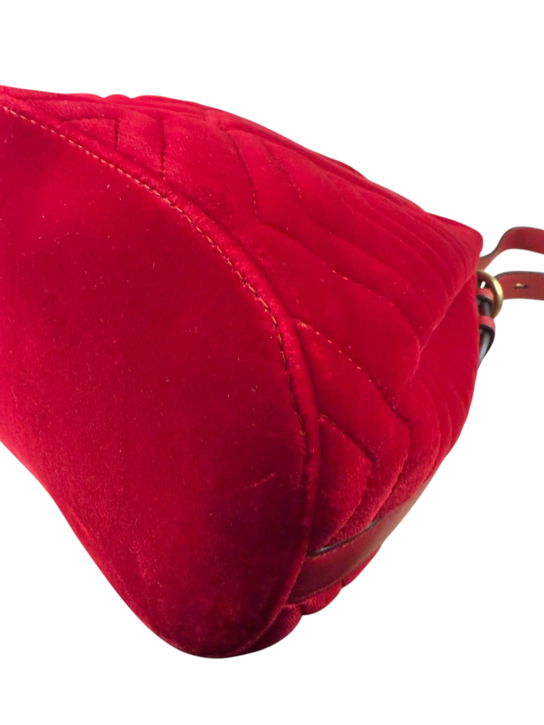 Gucci Red Velvet Leather Trim Marmont Matelasse Bucket Bag