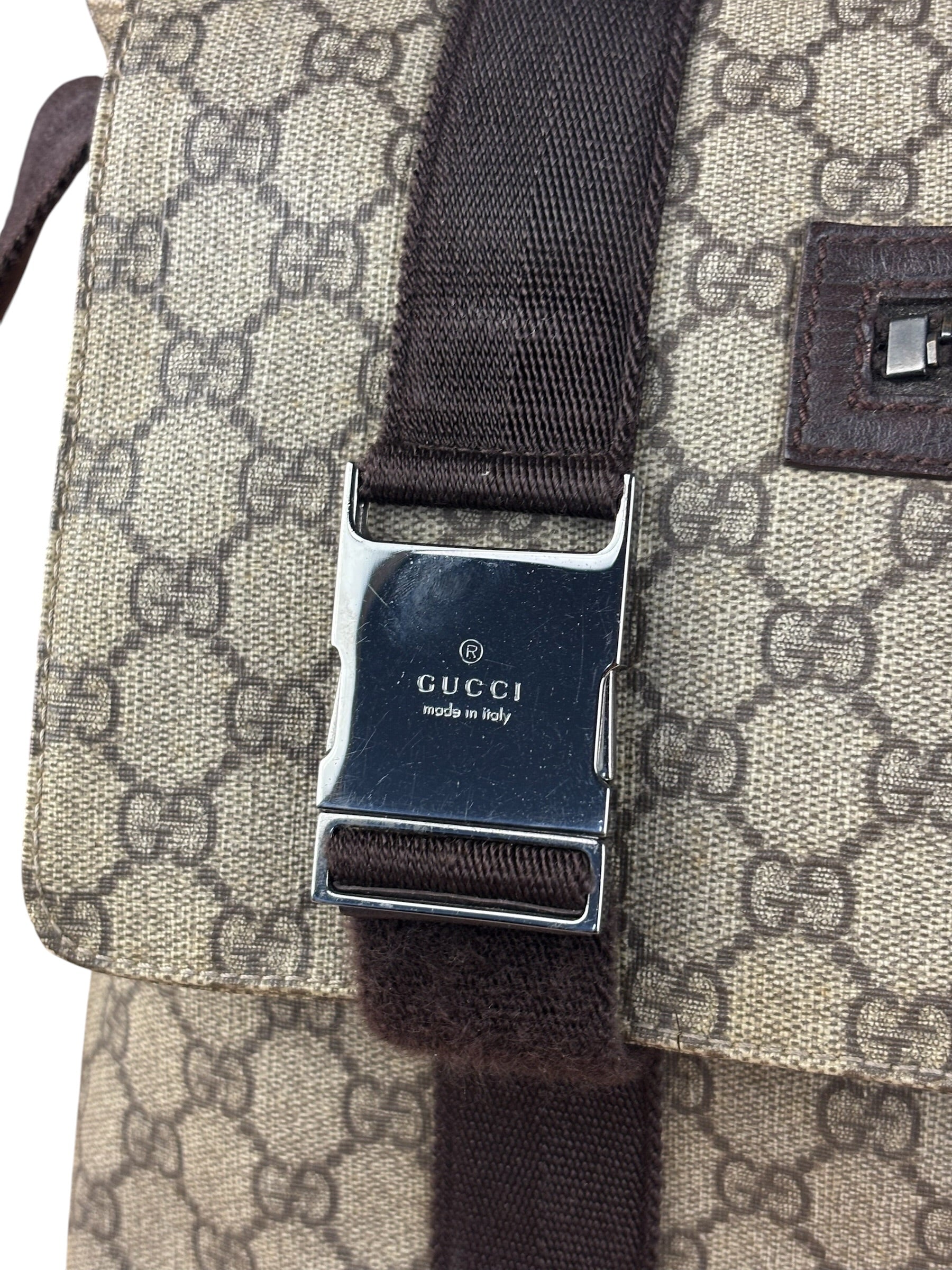 Gucci GG Supreme Messenger Bag