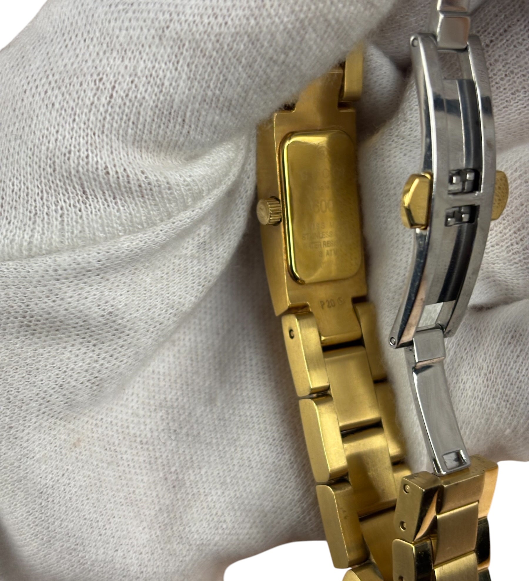 Gucci Vintage White Dial Rectangular Link Bracelet Watch
