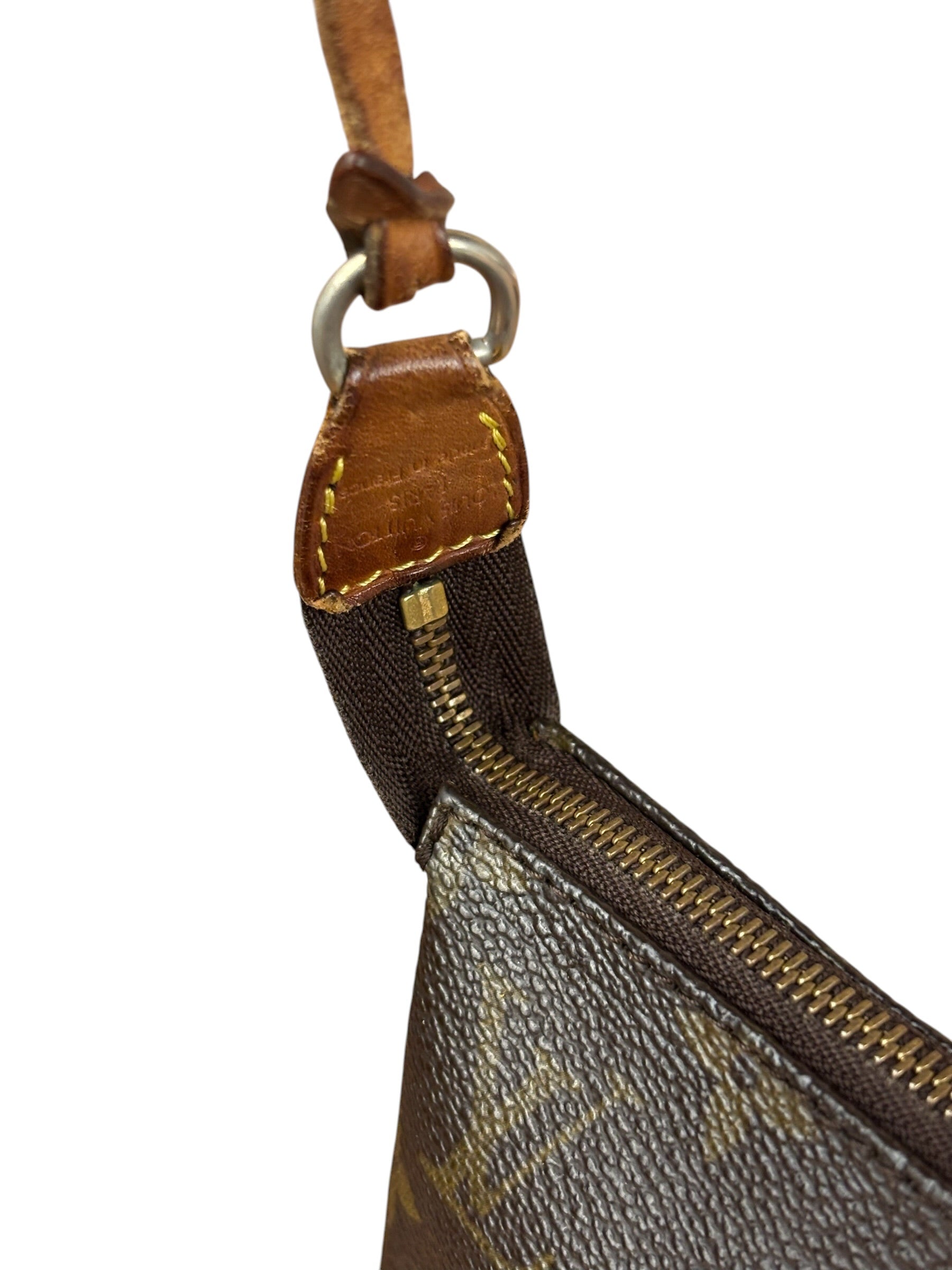 Louis Vuitton Monogram Pochette