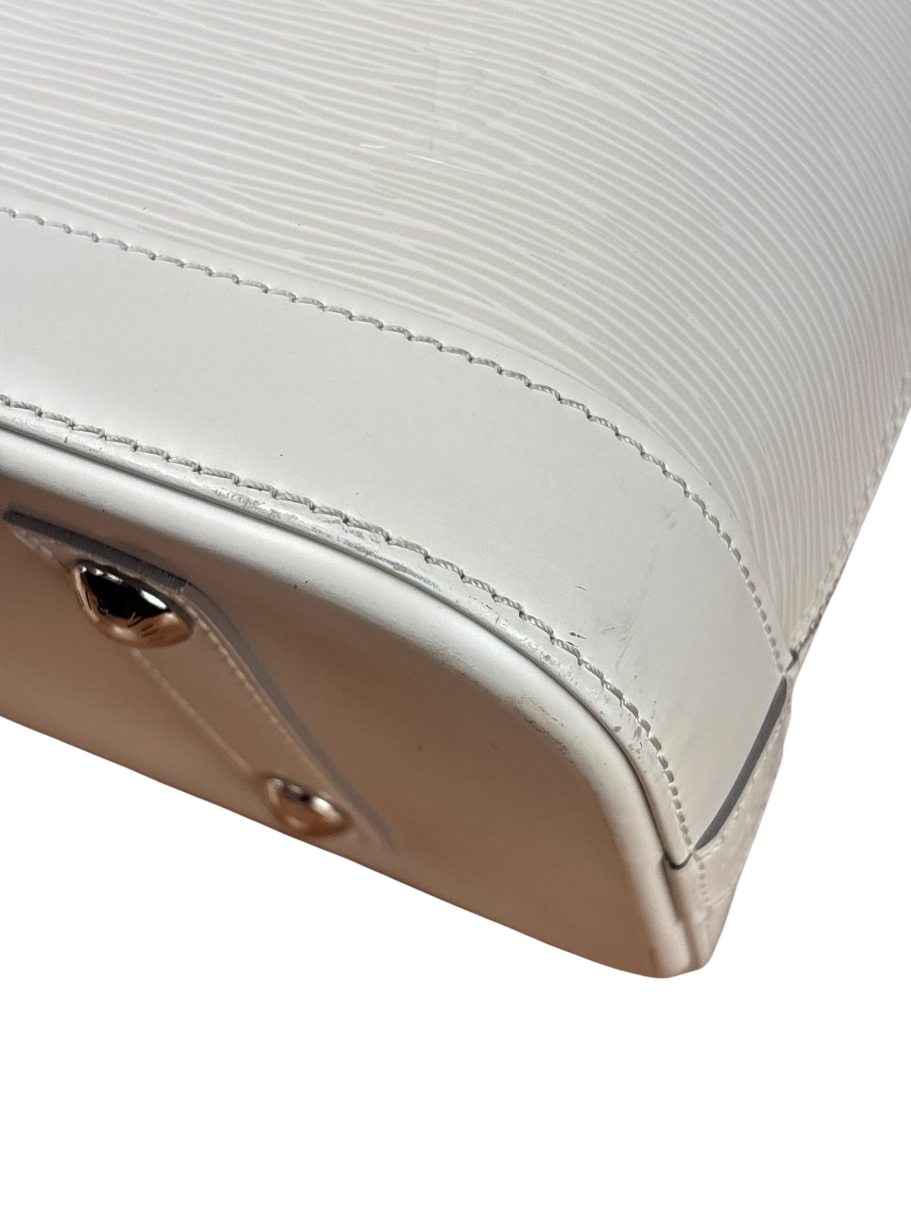 Louis Vuitton White Epi Leather Alma Hand Bag PM