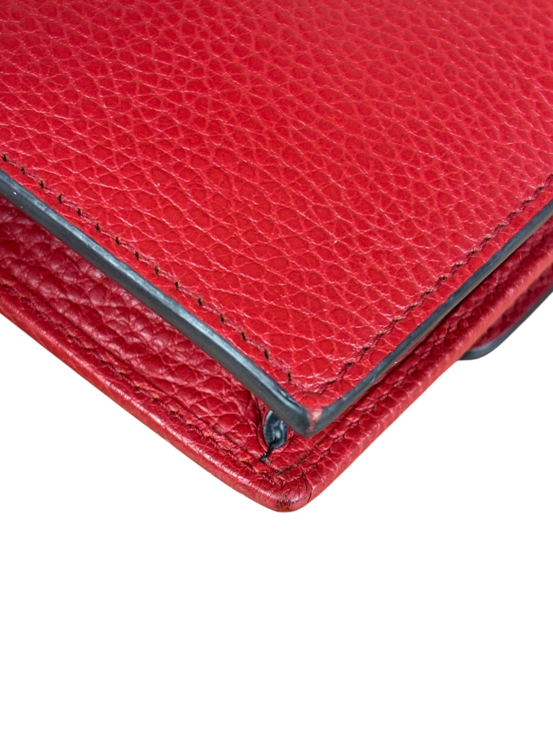 Gucci Red Interlocking G Wallet on Chain