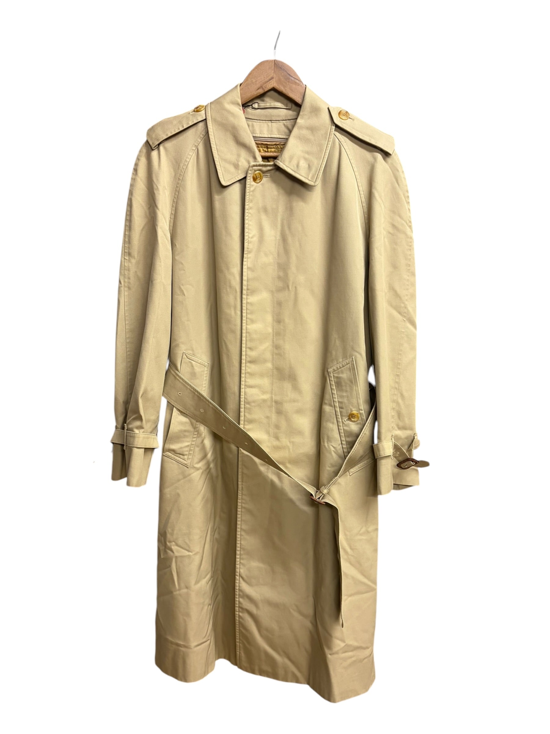 Burberry Khakhi Trench Coat