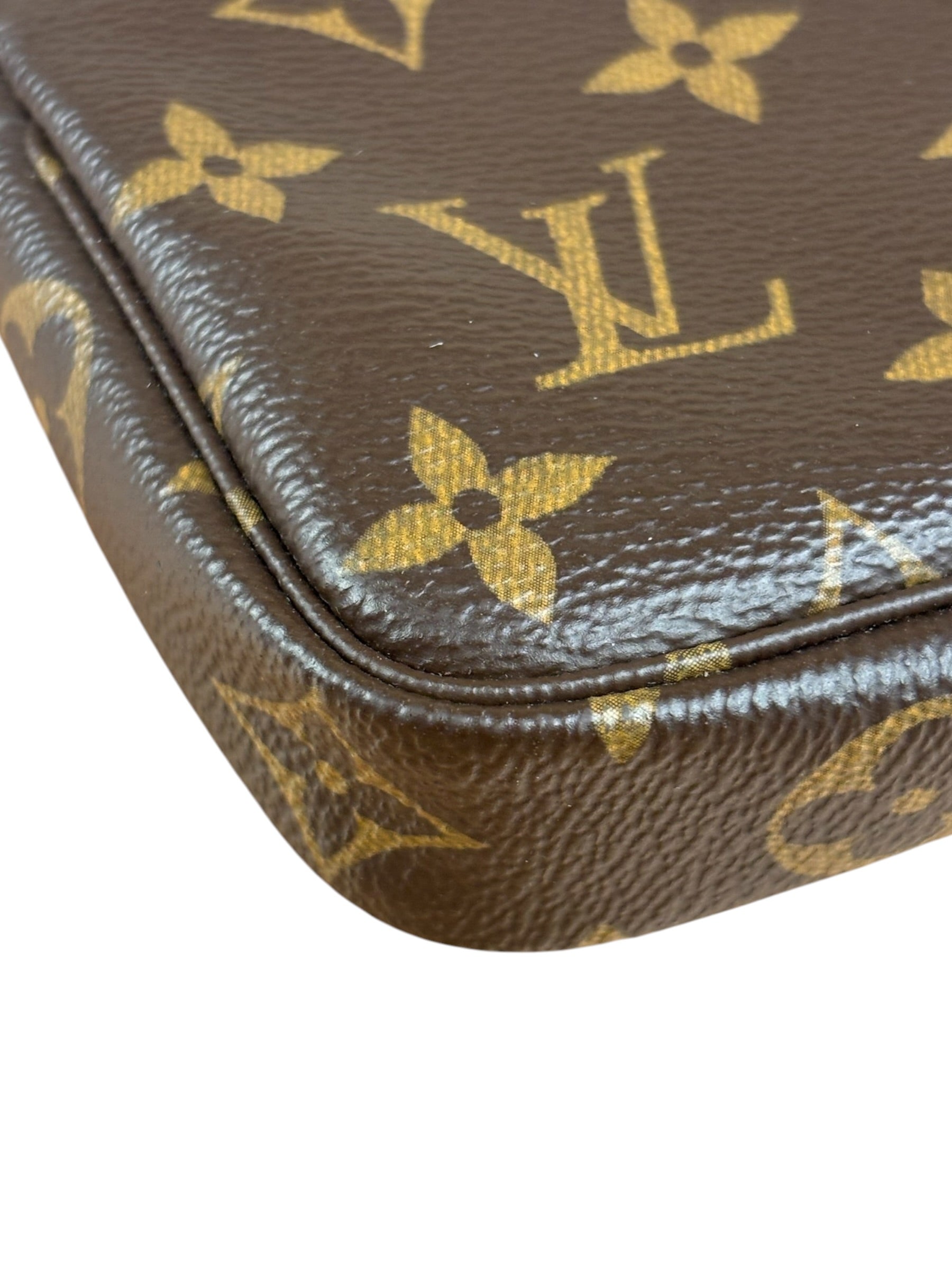 Louis Vuitton Monogram Mini Pochette
