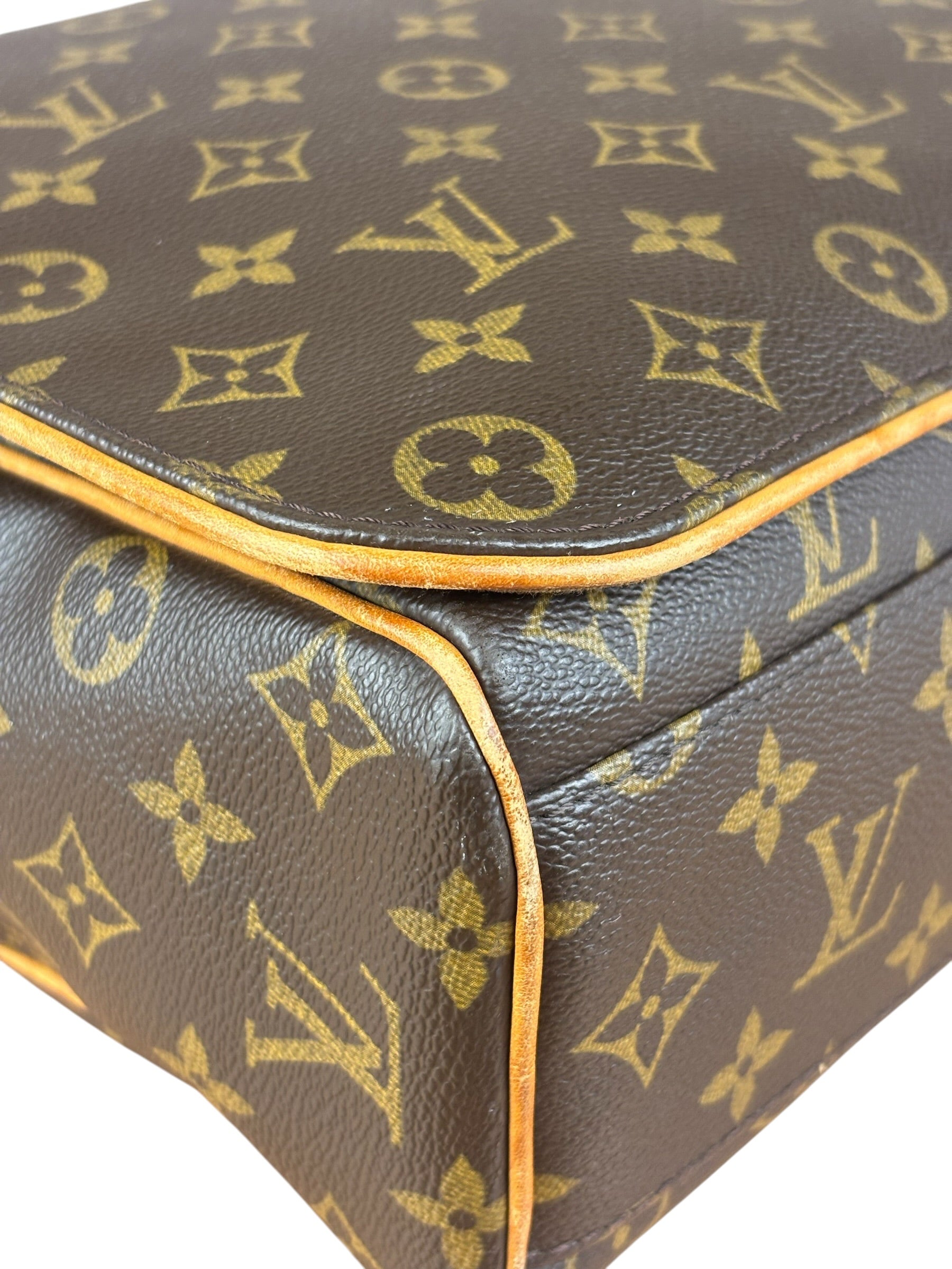 Louis Vuitton Monogram Messenger Bag
